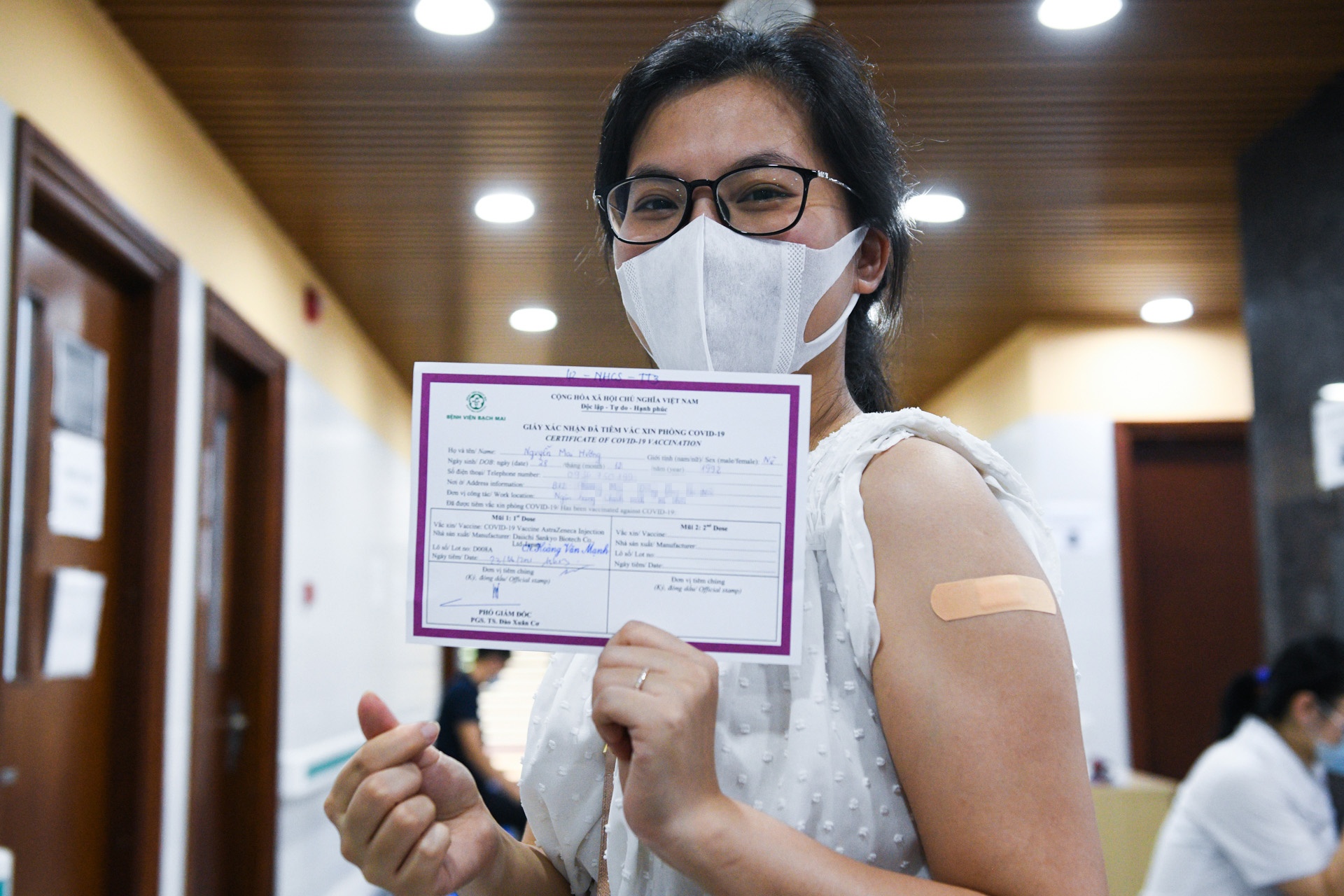 tiêm chủng vaccine covid-19,  bệnh viện Bạch Mai ảnh 6 tiem chung vaccine covid-19,  benh vien Bach Mai anh 6