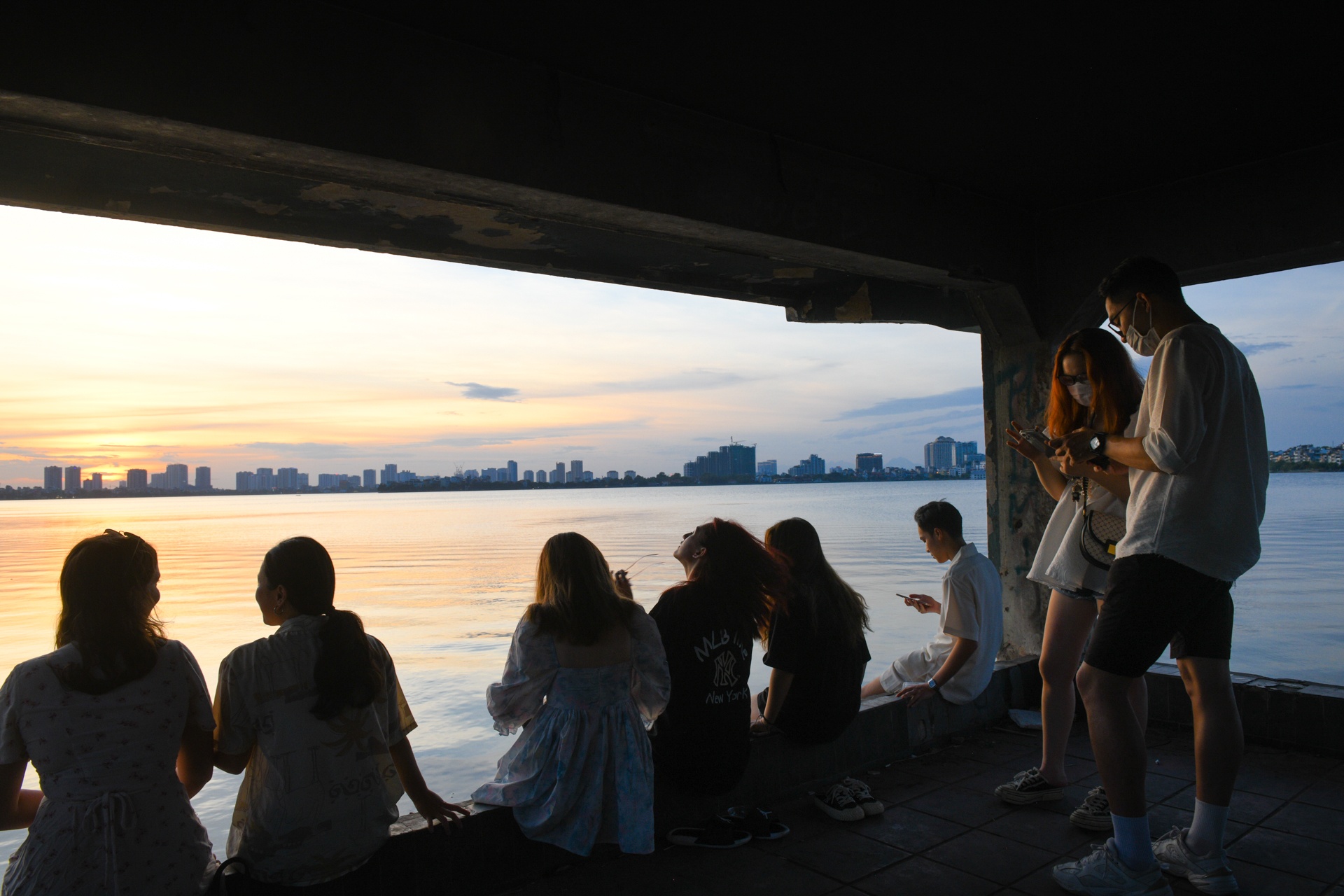 Ho Tay dong nghet nguoi,  dap xe ho tay anh 6