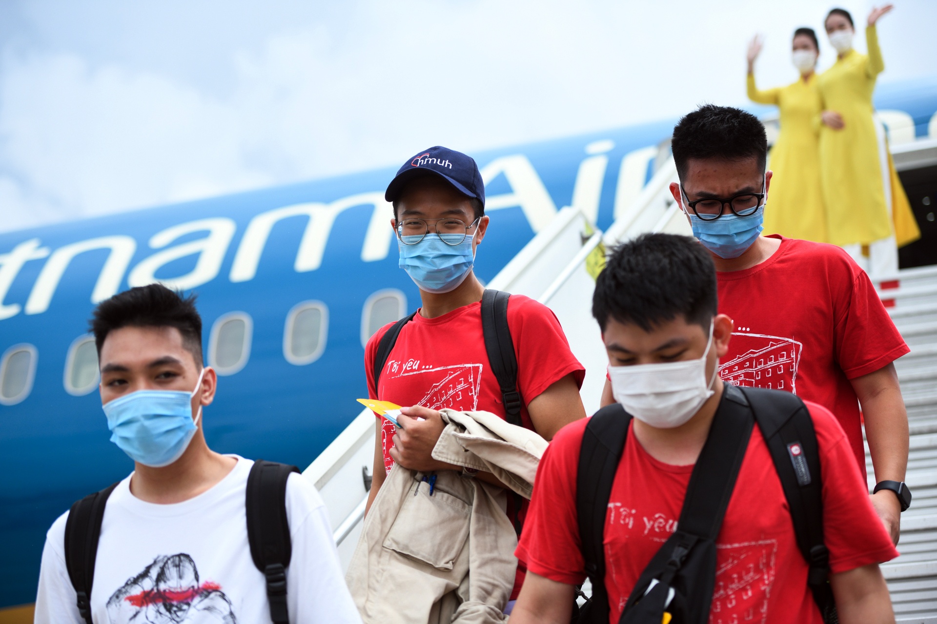 sinh viên Đại học Y,  chi viện Bình Dương,  dịch bệnh bùng phát ảnh 31 sinh vien Dai hoc Y,  chi vien Binh Duong,  dich benh bung phat anh 31
