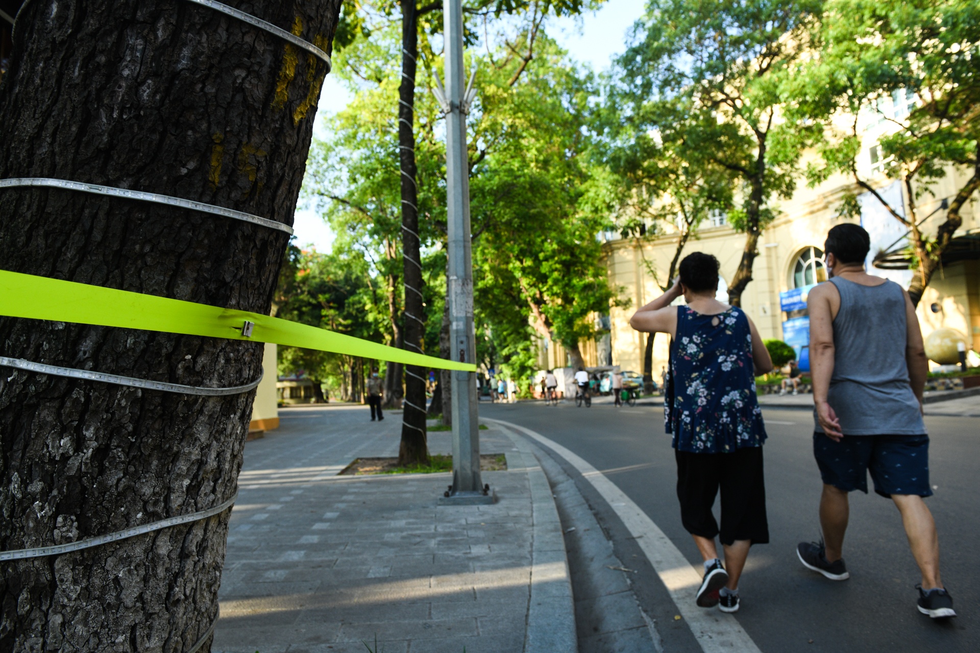 Nguoi dan tap the duc,  Ho Tay dong nguoi,  tap the duc sang som anh 6