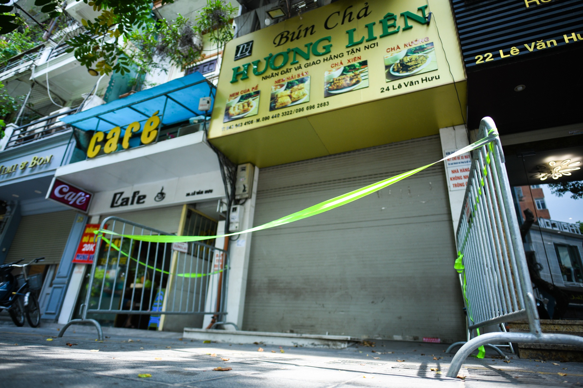 Bun cha Ha Noi,  kinh doanh mua dich,  ban mang ve anh 1