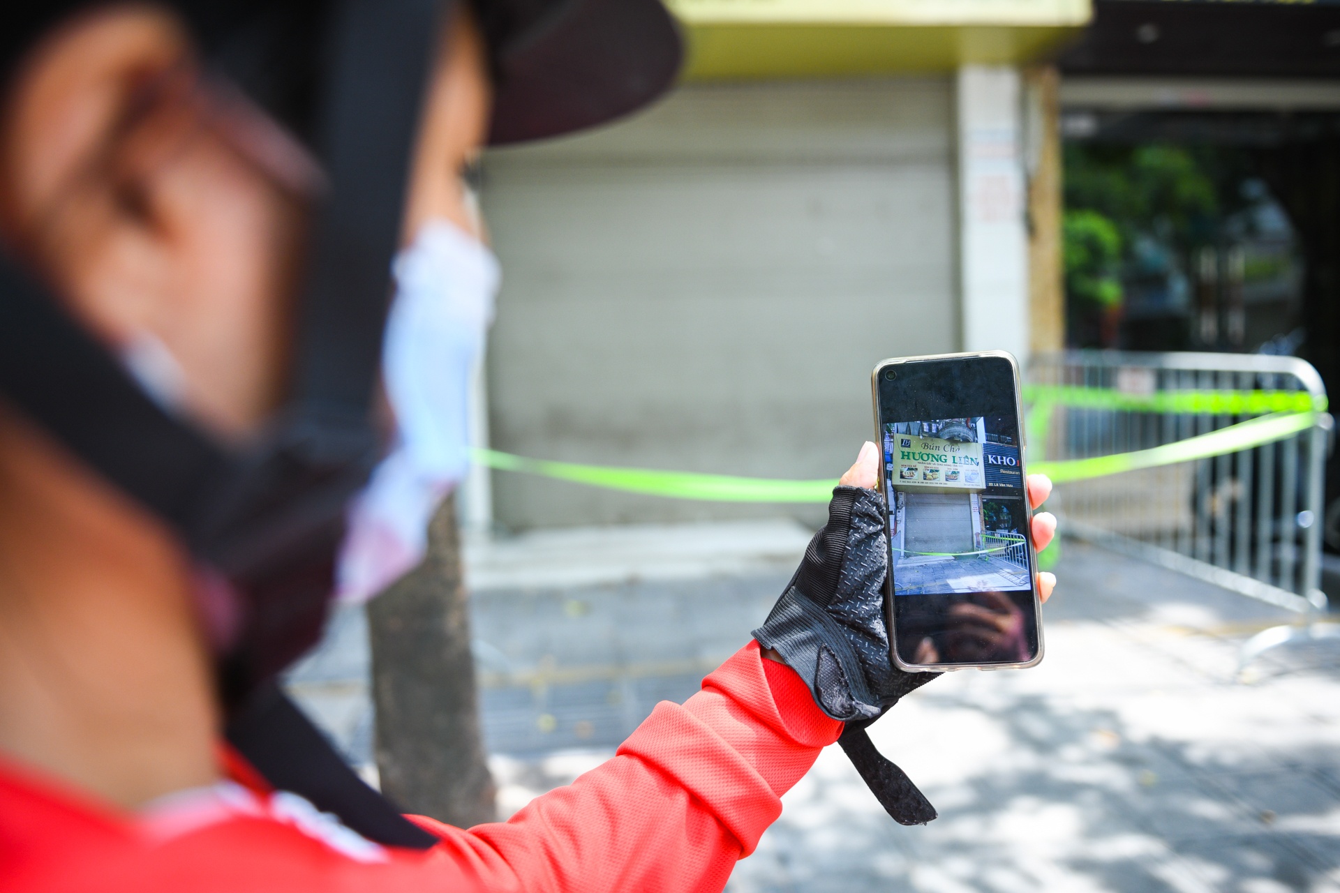 Bun cha Ha Noi,  kinh doanh mua dich,  ban mang ve anh 2