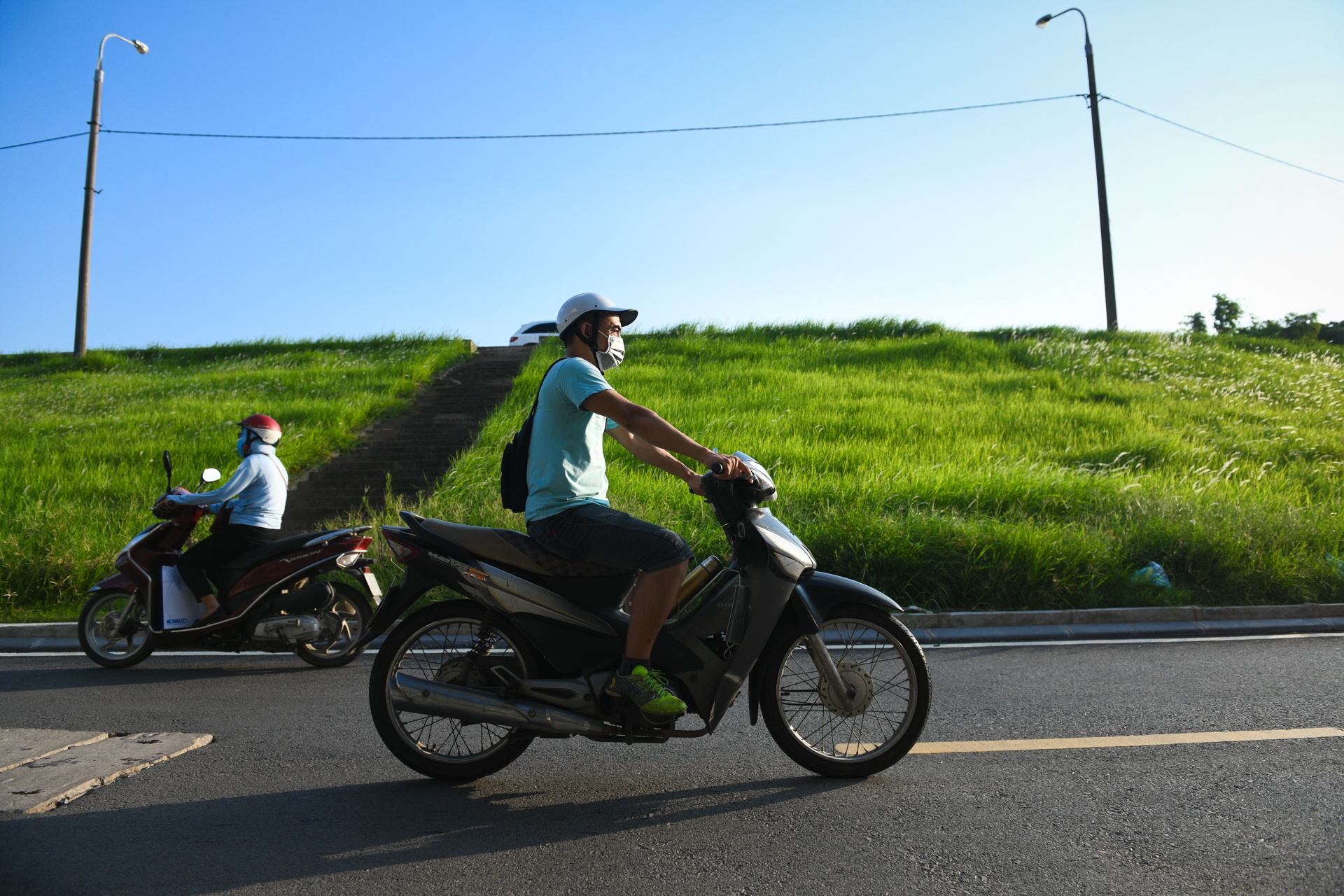 huong dan vien du lich,  anh huong dich covid-19 anh 23