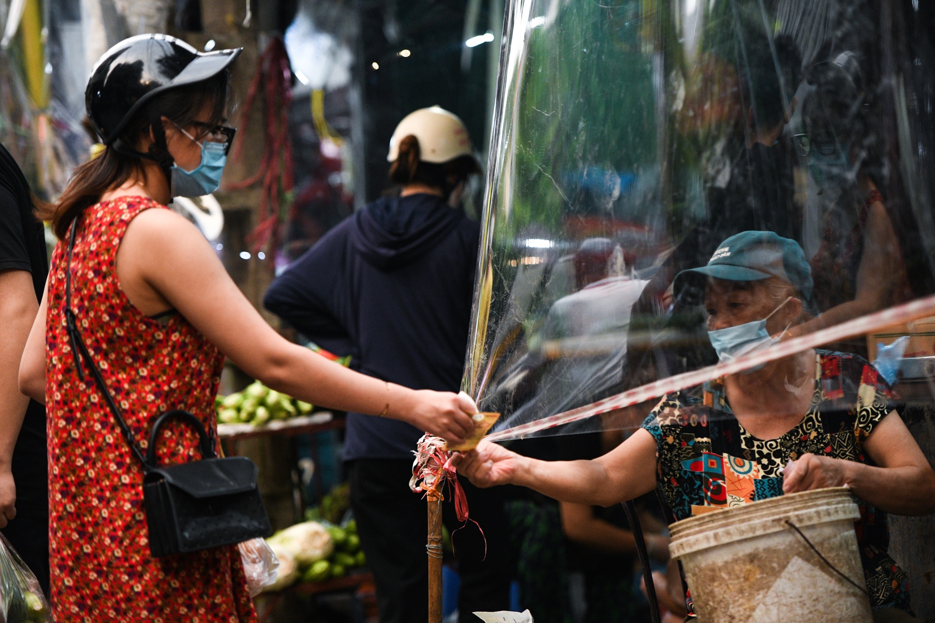 Hà Nội giãn cách theo chỉ thị 16, Hà Nội thay đổi lạ thường ảnh 24 Ha Noi gian cach theo chi thi 16, Ha Noi thay doi la thuong anh 24