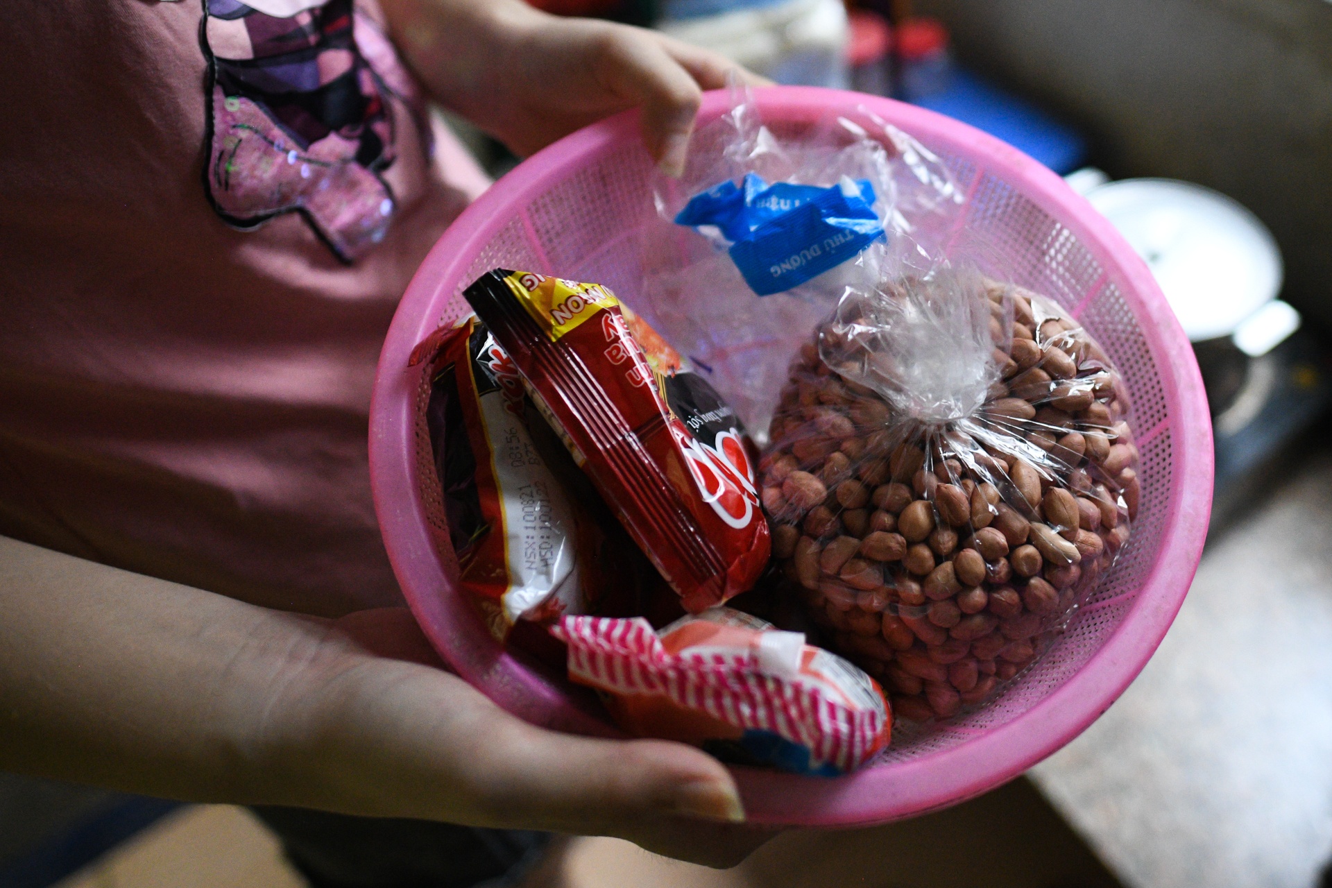 Sinh viên mắc kẹt, Hà Nội giãn cách, cứu trợ sinh viên, cứu trợ mùa dịch ảnh 36 Sinh vien mac ket, Ha Noi gian cach, cuu tro sinh vien, cuu tro mua dich anh 36