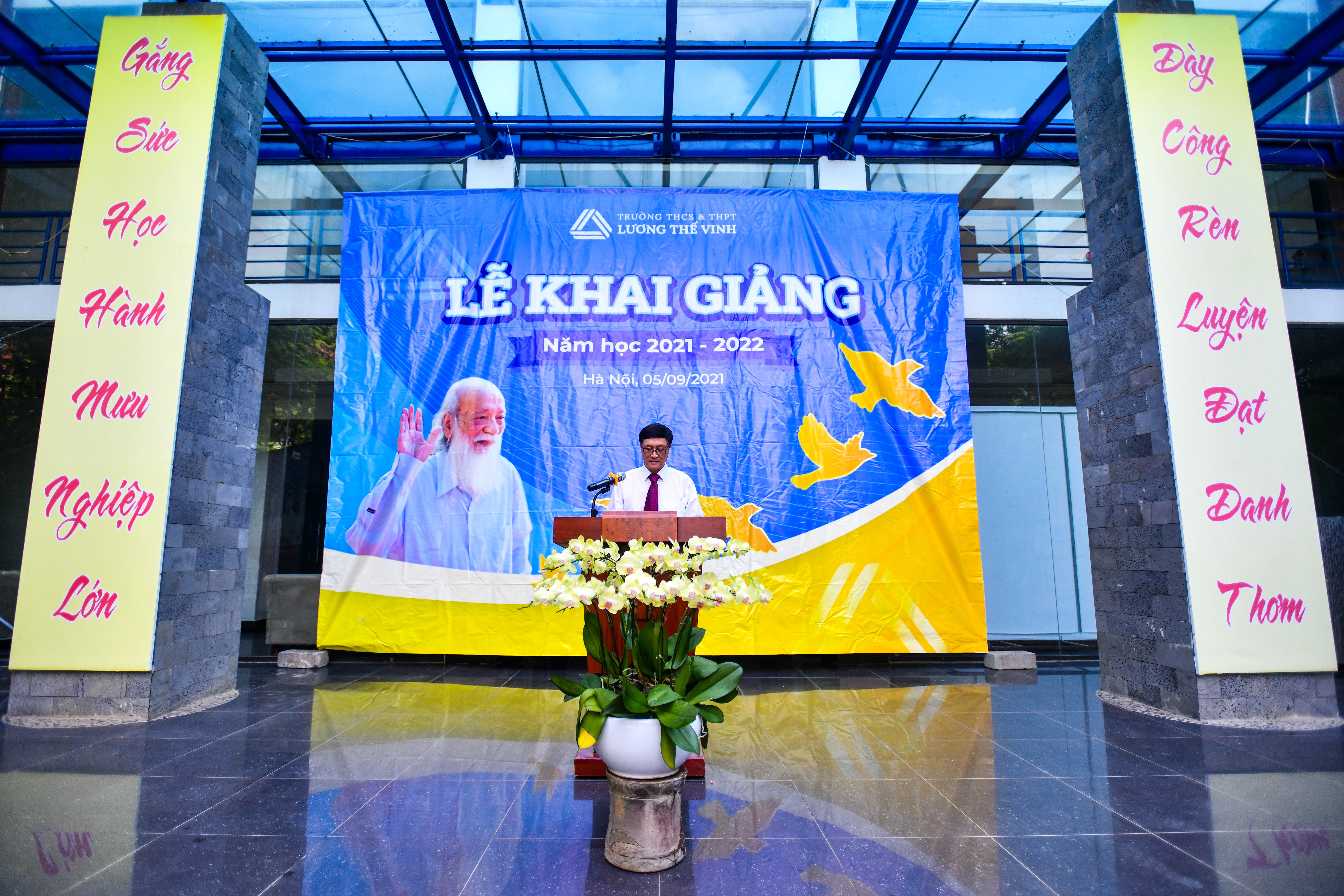 khai giang truc tuyen,  le khai giang 2021 anh 37