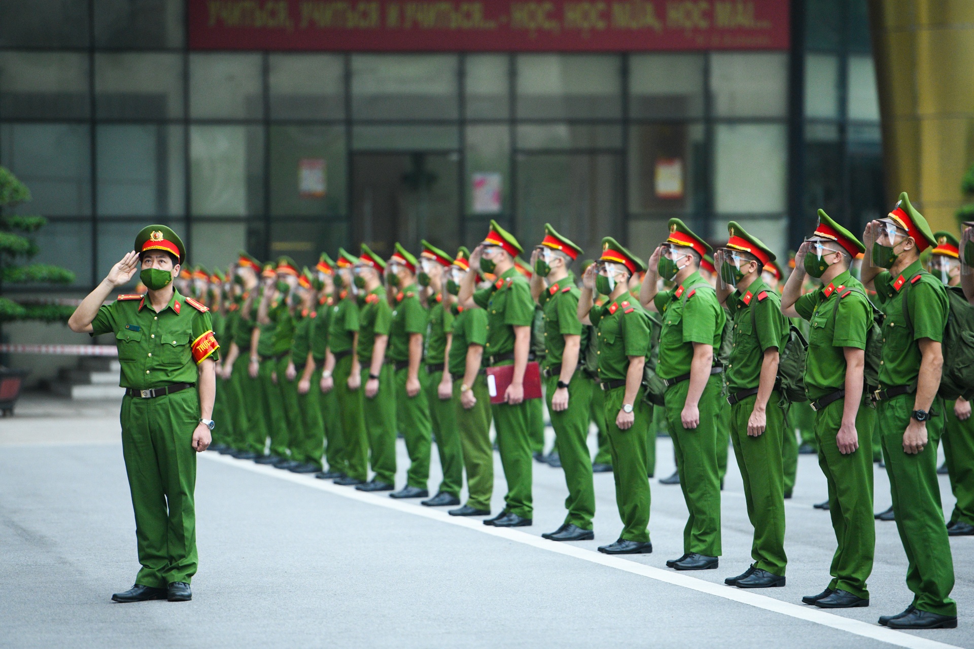 Hoc vien Canh sat nhan dan,  luc luong chong dich anh 4