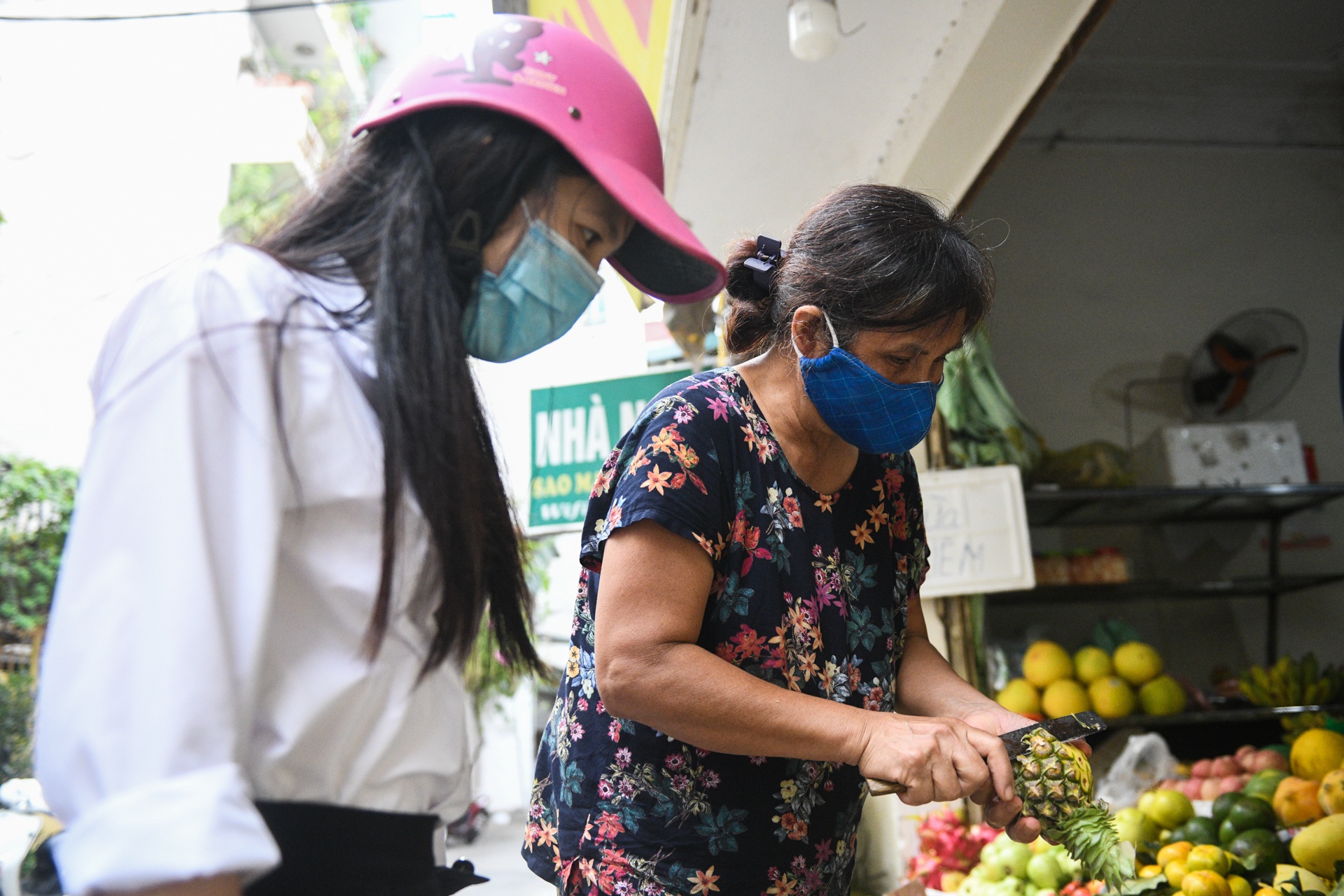 nhu yeu pham,  chuyen doi kinh doanh anh 10