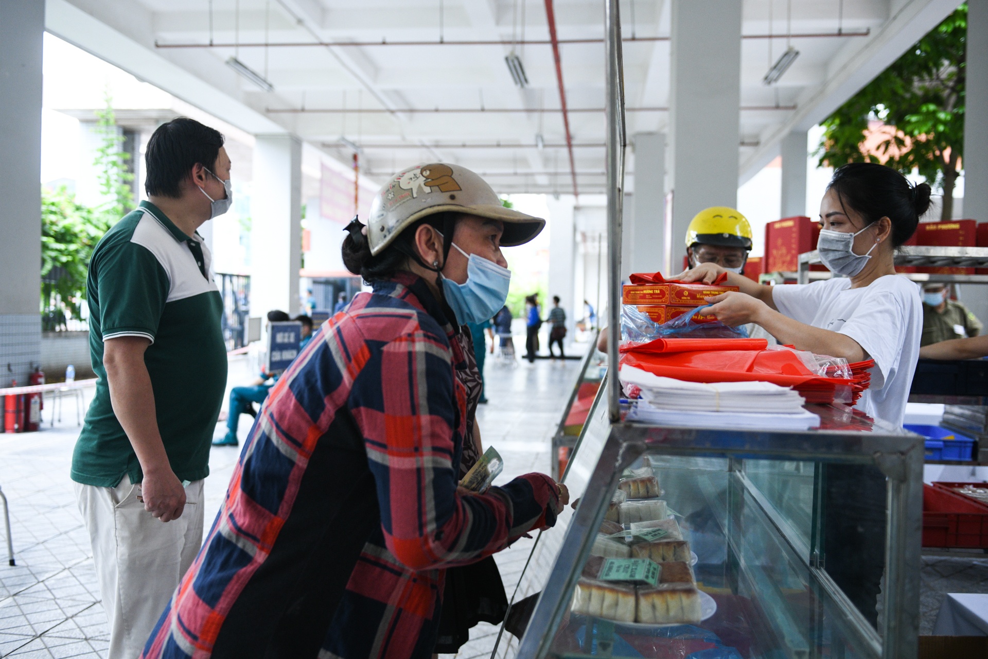 mua banh trung thu,  banh trung thu Ha Noi anh 12