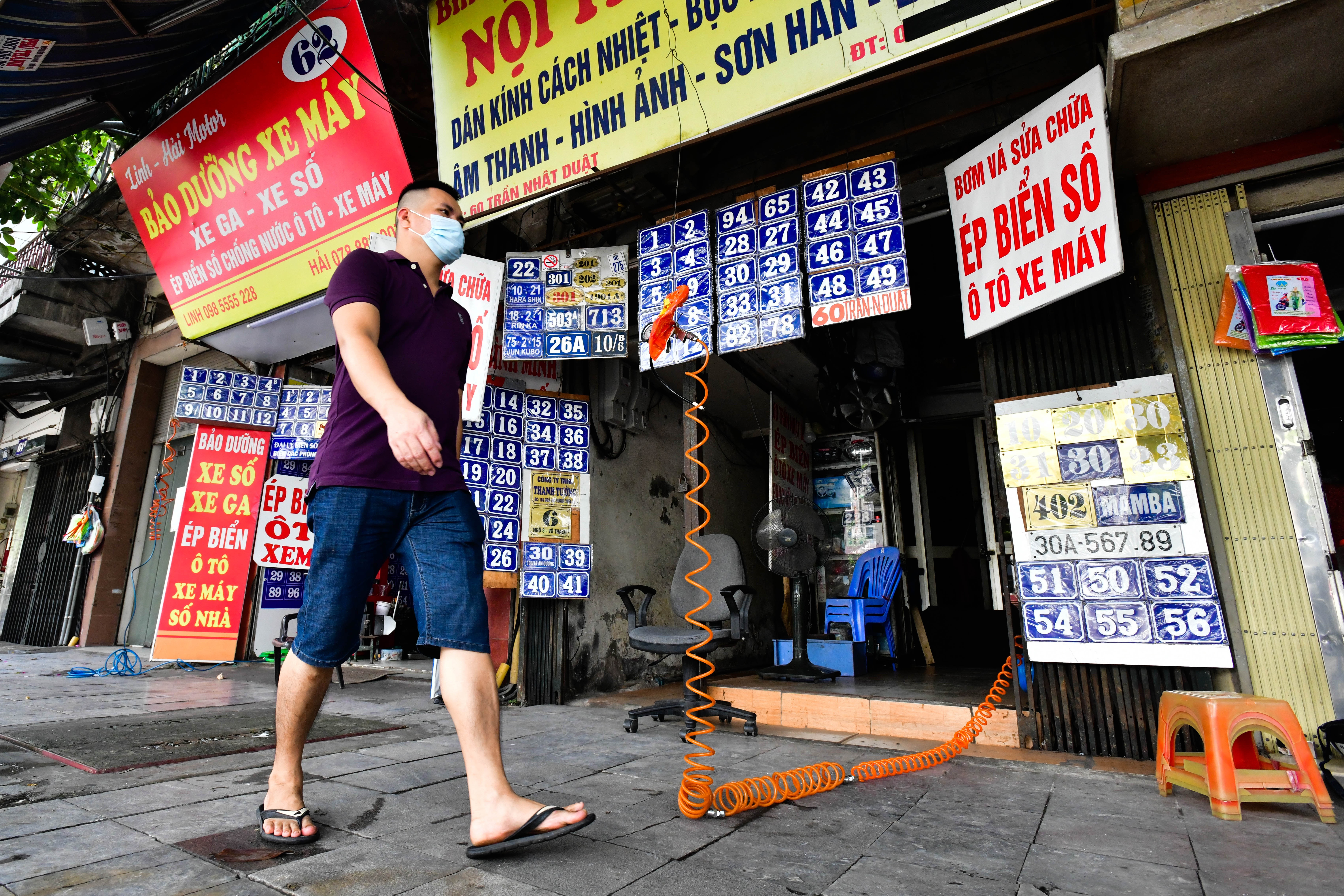 Ha Noi sau gian cach,  dich Covid-19 anh 12