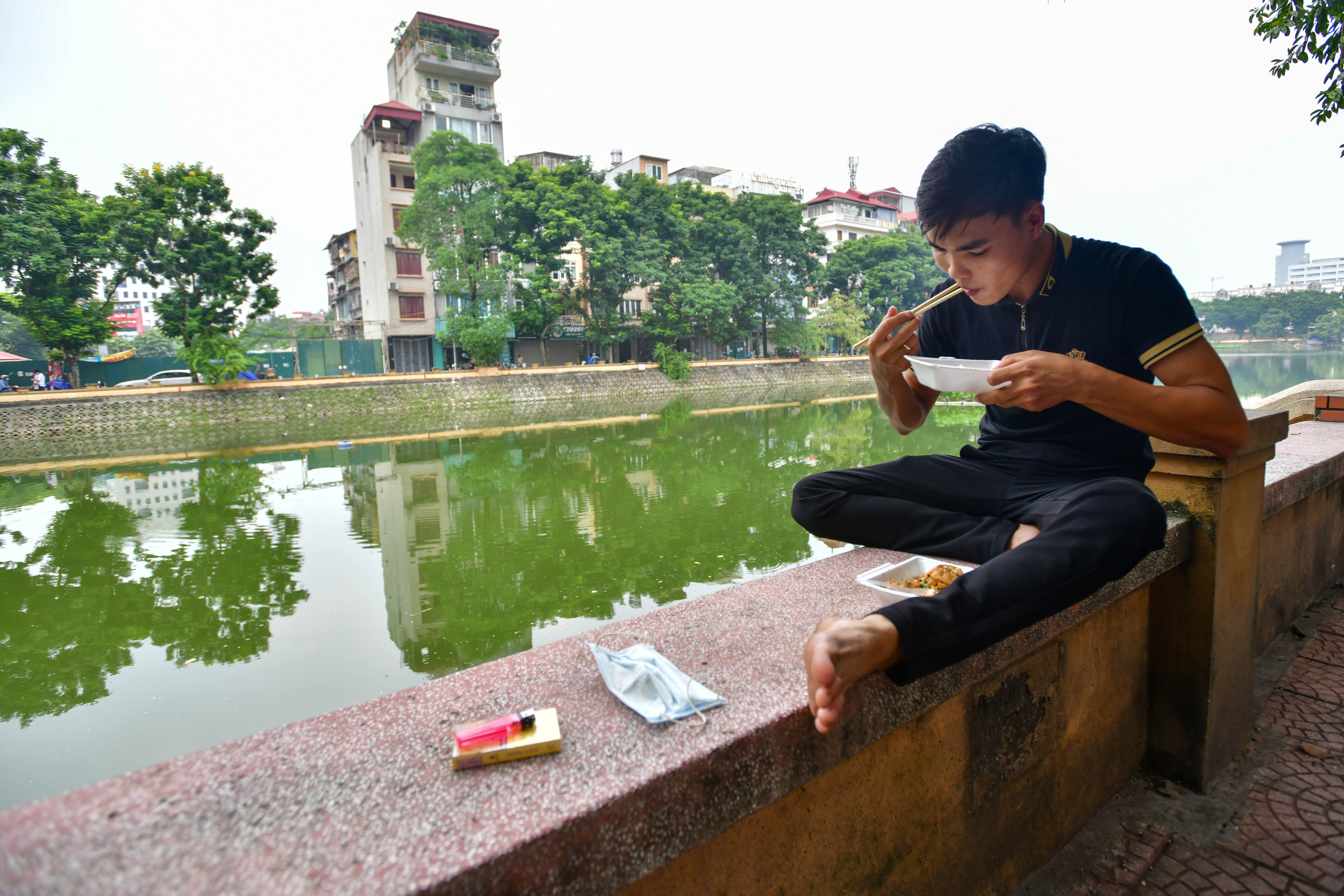 hang quan ban mang ve anh 11