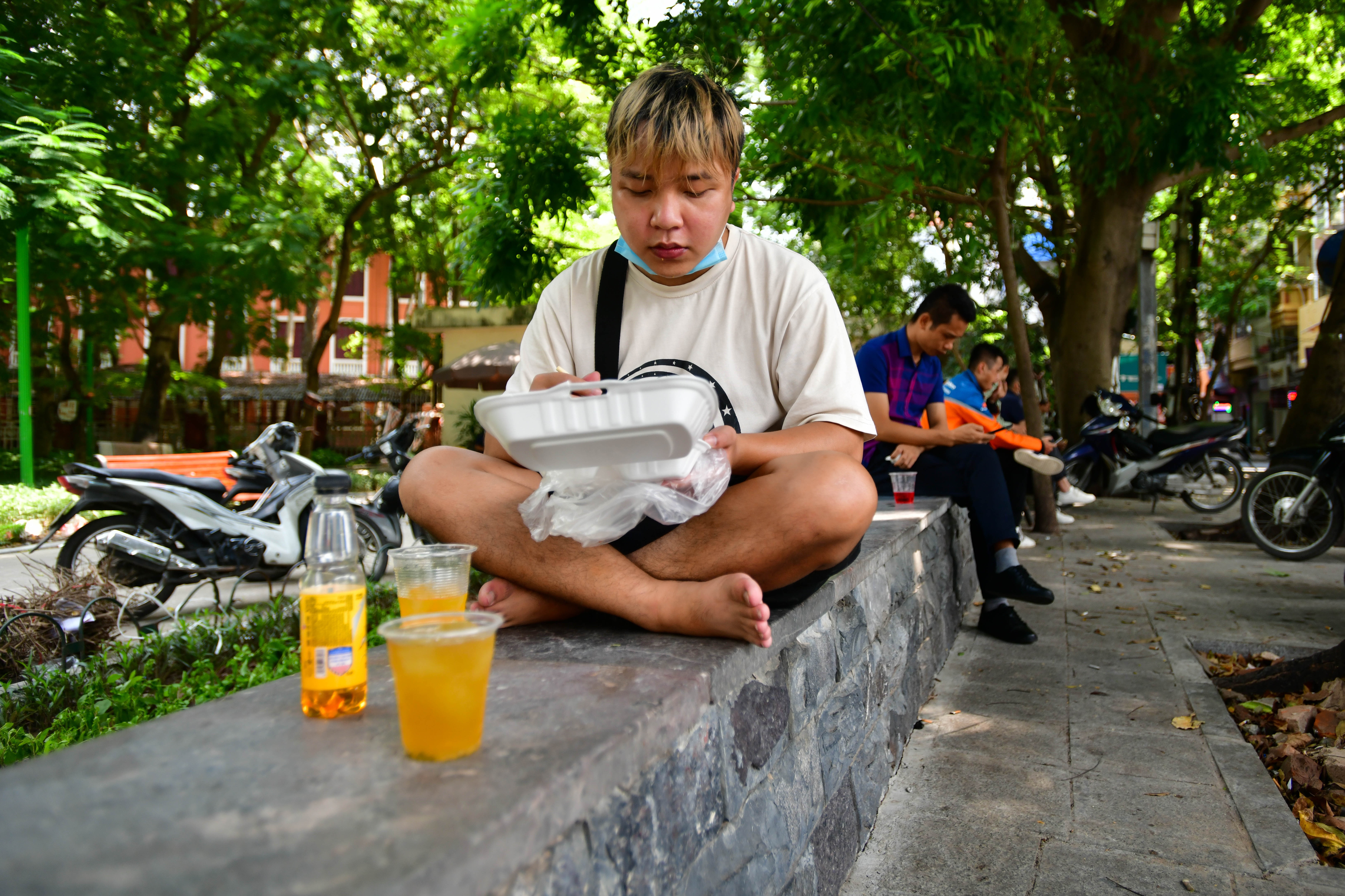 hang quan ban mang ve anh 6