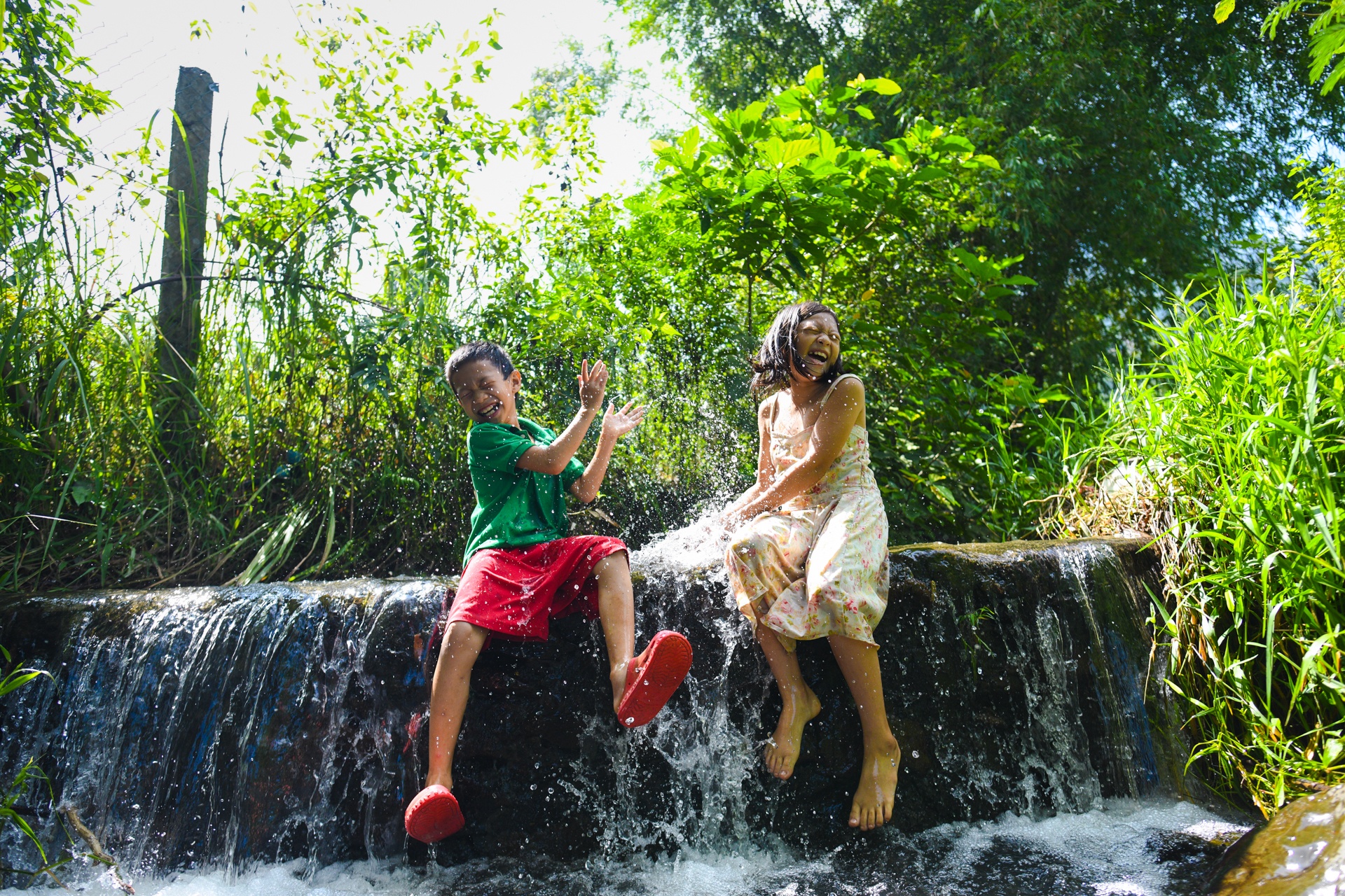 bo pho ve que,  tre em Ha Noi anh 13