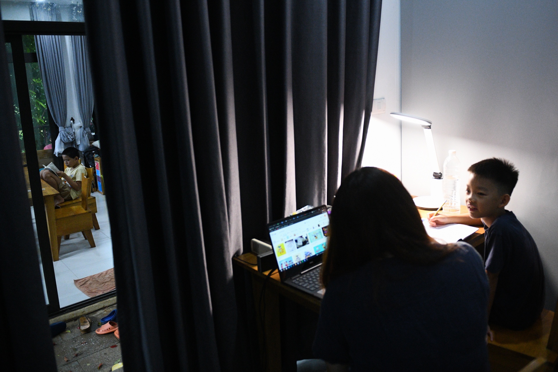 bo pho ve que,  tre em Ha Noi anh 53