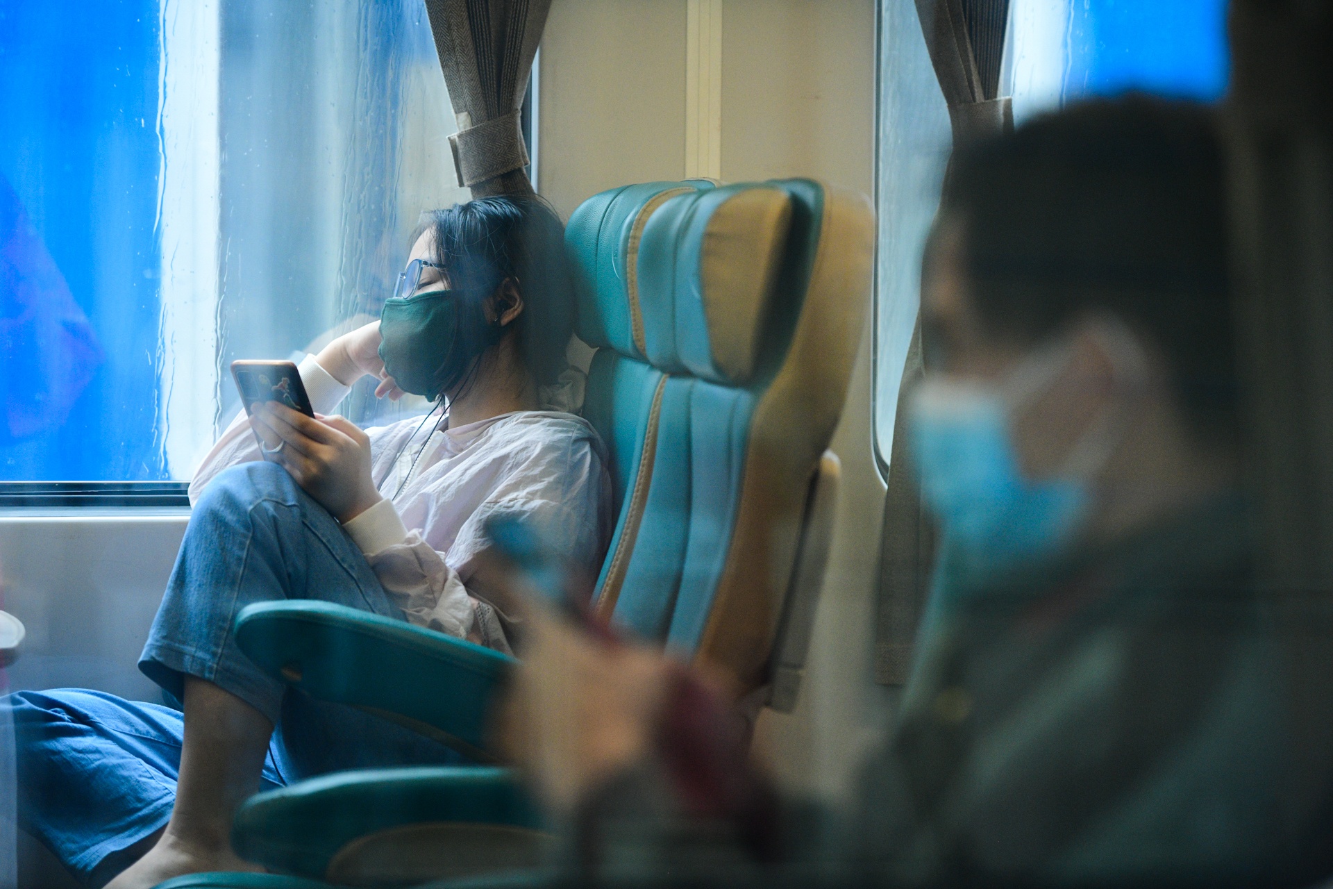 ga Ha Noi,  tau hoat dong tro lai,  chuyen tau dau tien anh 8