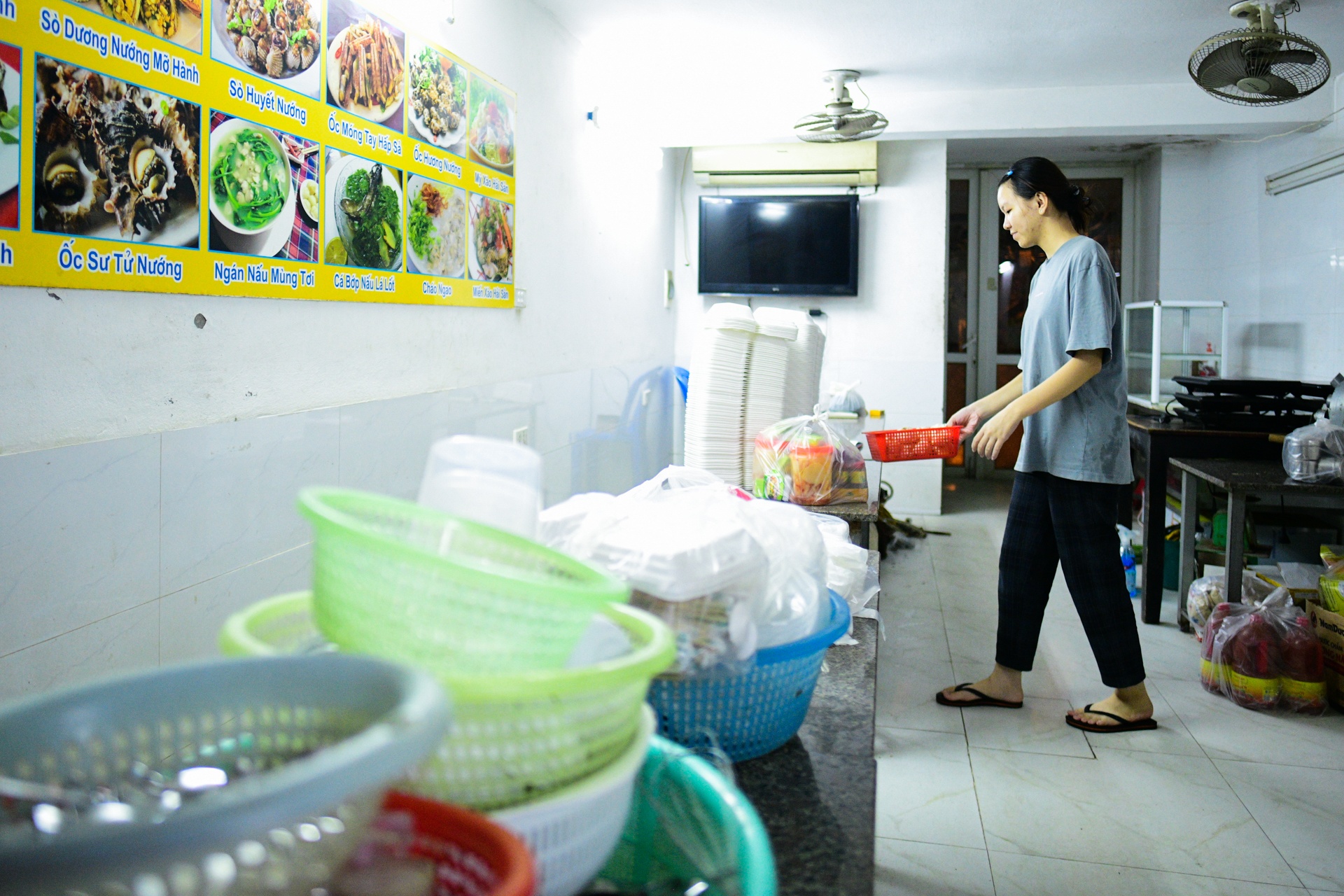 Ha Noi cho phep an uong tai cho,  hang an Ha Noi anh 11