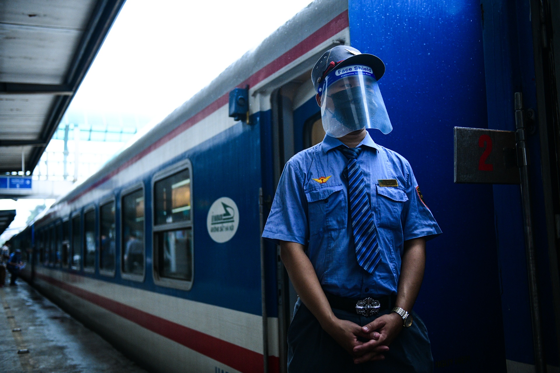 ga Ha Noi,  tau hoat dong tro lai,  chuyen tau dau tien anh 3