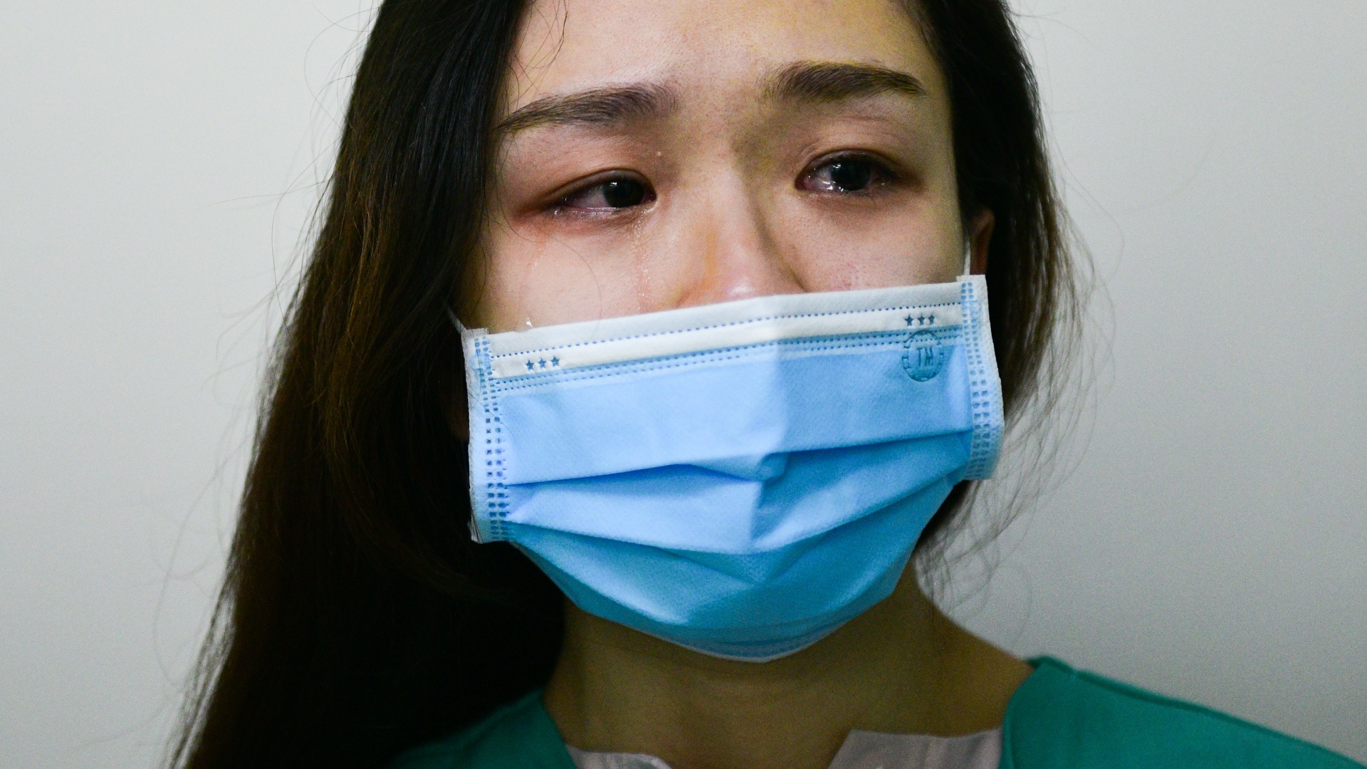 co giao day yoga,  mo mat can,  vien mat Ha Noi anh 41