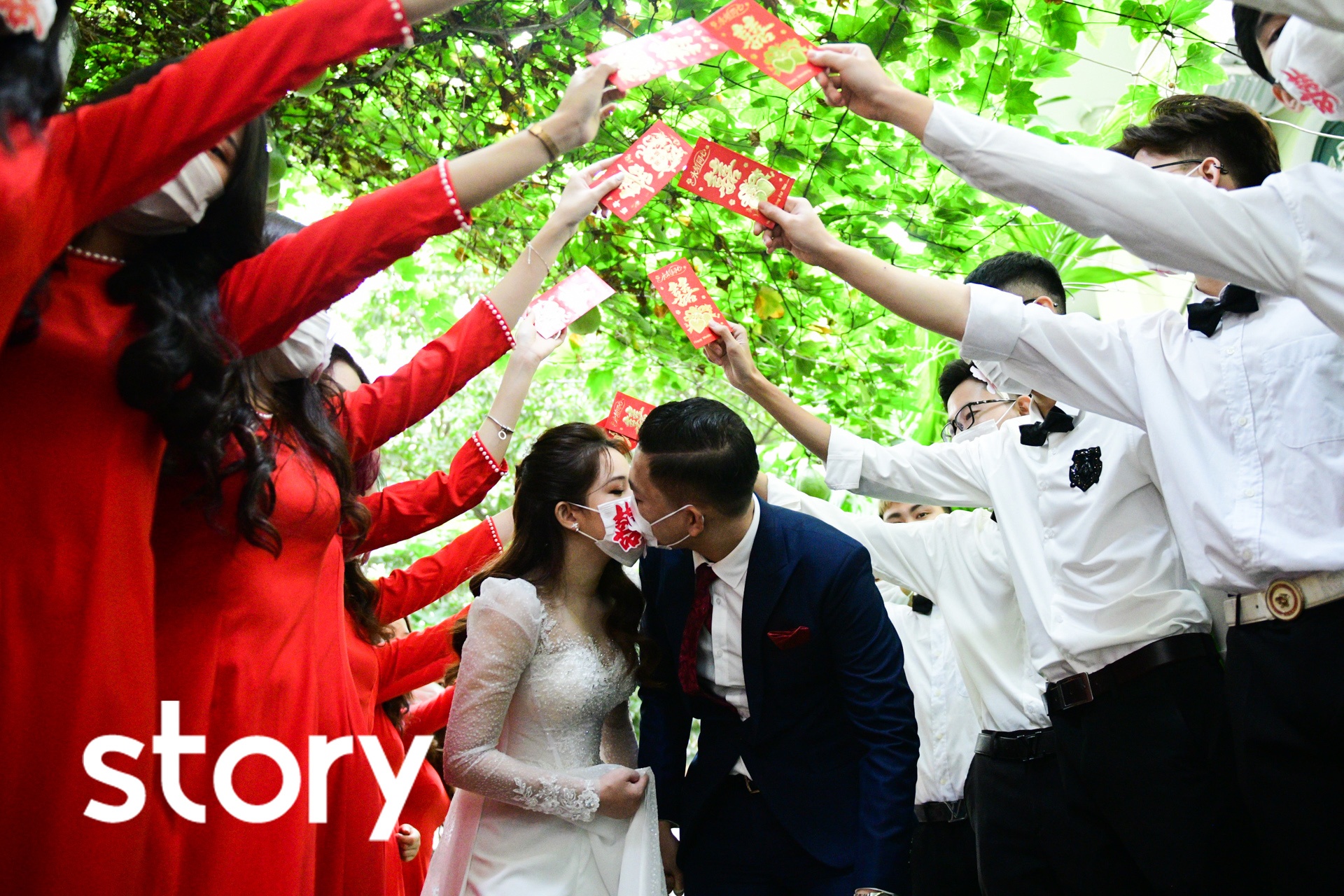 'Cuoi chay' hau dich, khong moi khach, khong co ban linh dinh hinh anh