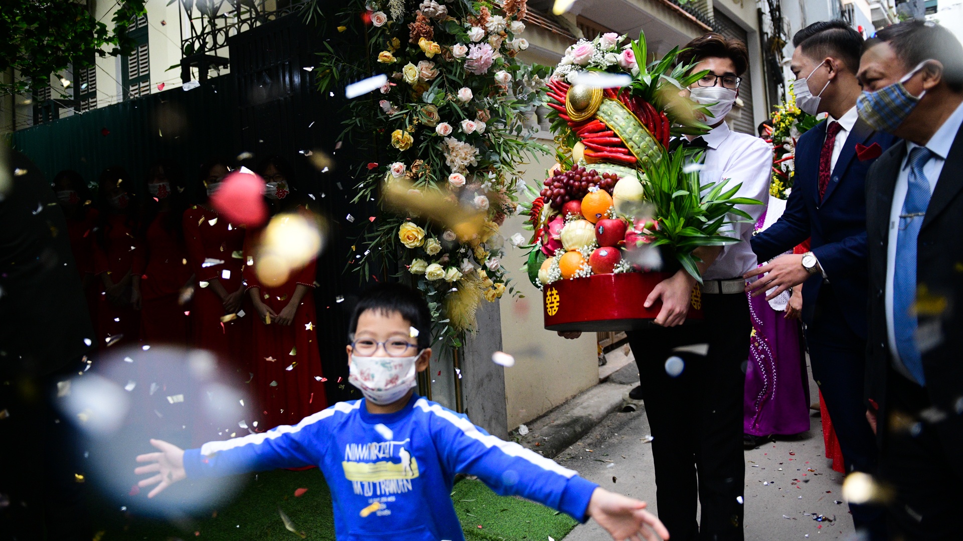 dam cuoi mua dich anh 24