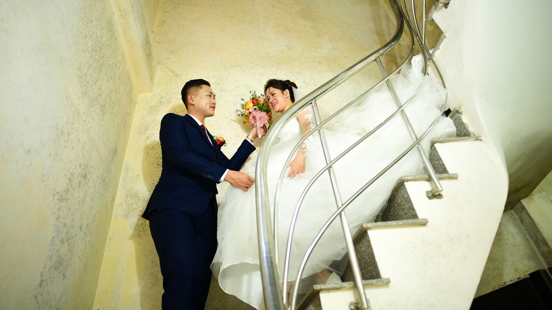 dam cuoi mua dich anh 32