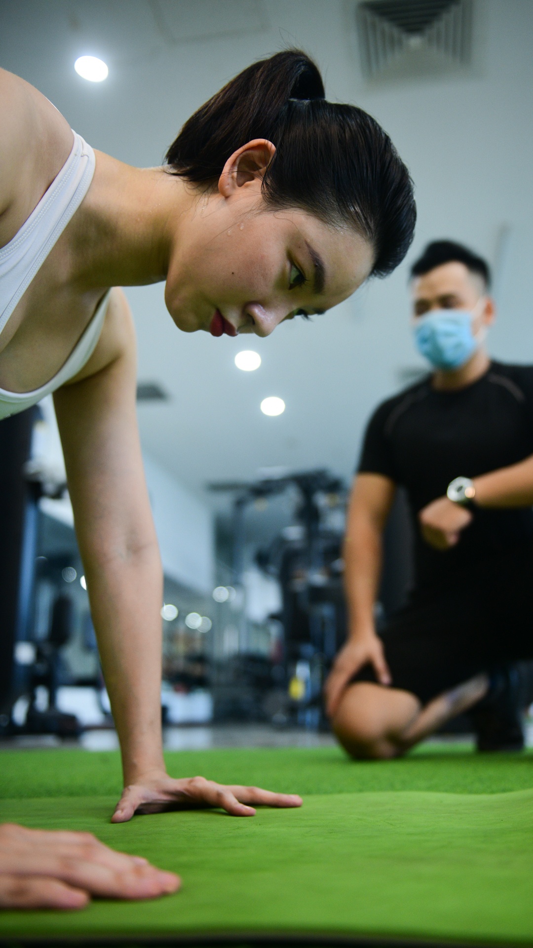 huấn luyện viên thể hình,  phòng gym mở cửa,  Hà Nội bình thường mới ảnh 31 huan luyen vien the hinh,  phong gym mo cua,  Ha Noi binh thuong moi anh 31