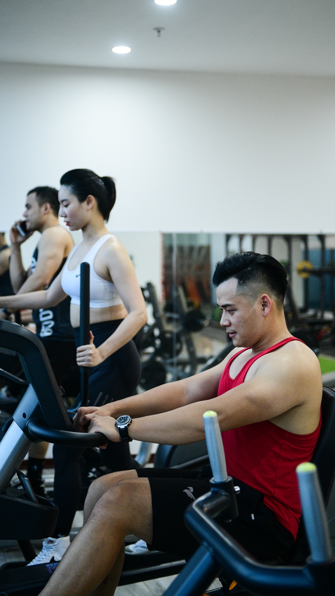 huấn luyện viên thể hình,  phòng gym mở cửa,  Hà Nội bình thường mới ảnh 36 huan luyen vien the hinh,  phong gym mo cua,  Ha Noi binh thuong moi anh 36