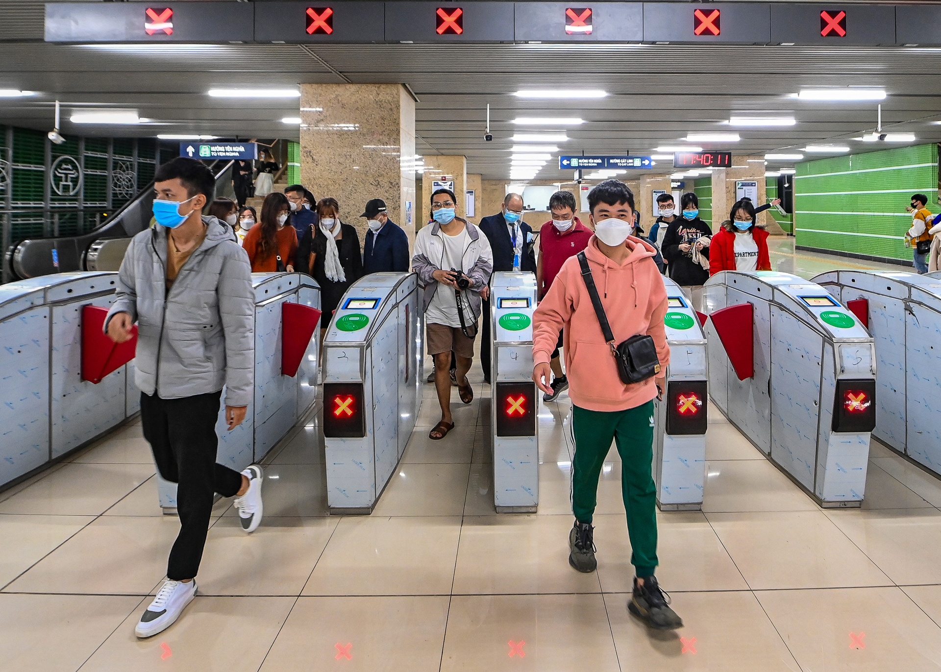 duong sat tren cao,  Cat Linh - Ha Dong,  gio cao diem Ha Noi,  phuong tien giao thong cong cong anh 17