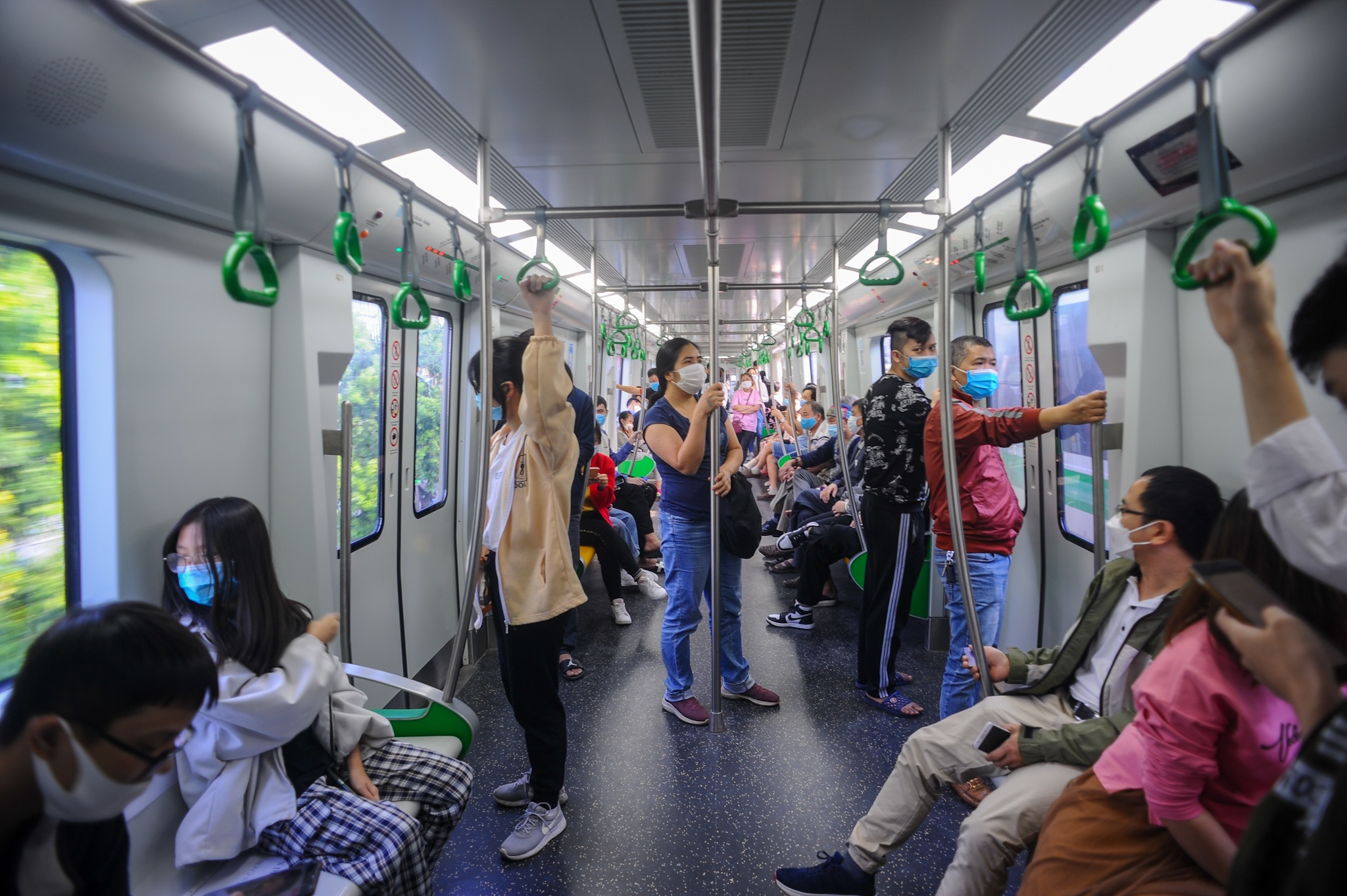 tau duong sat tren cao,  Cat Linh - Ha Dong anh 2