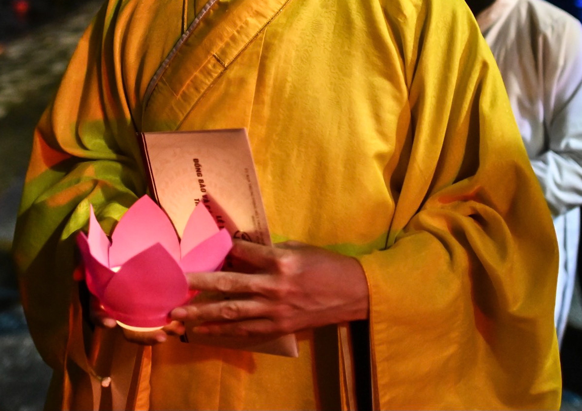 tuong niem nguoi mat vi Covid-19 anh 11