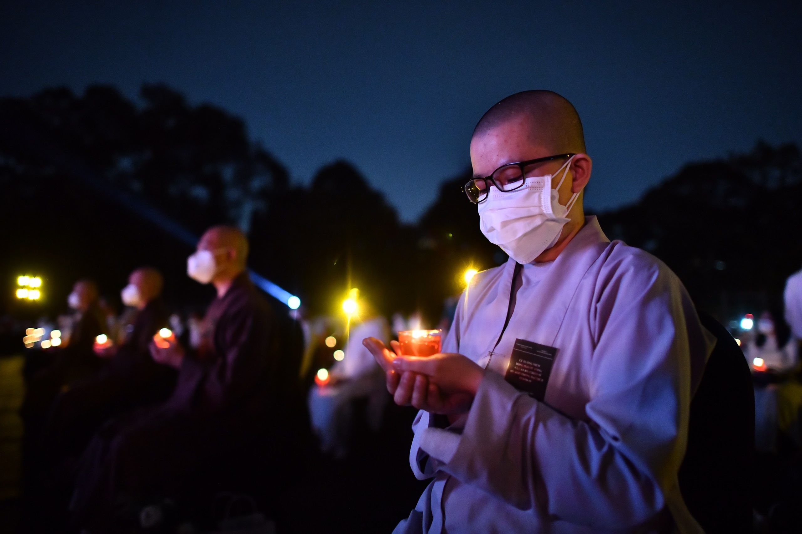 tuong niem nguoi mat vi Covid-19 anh 7