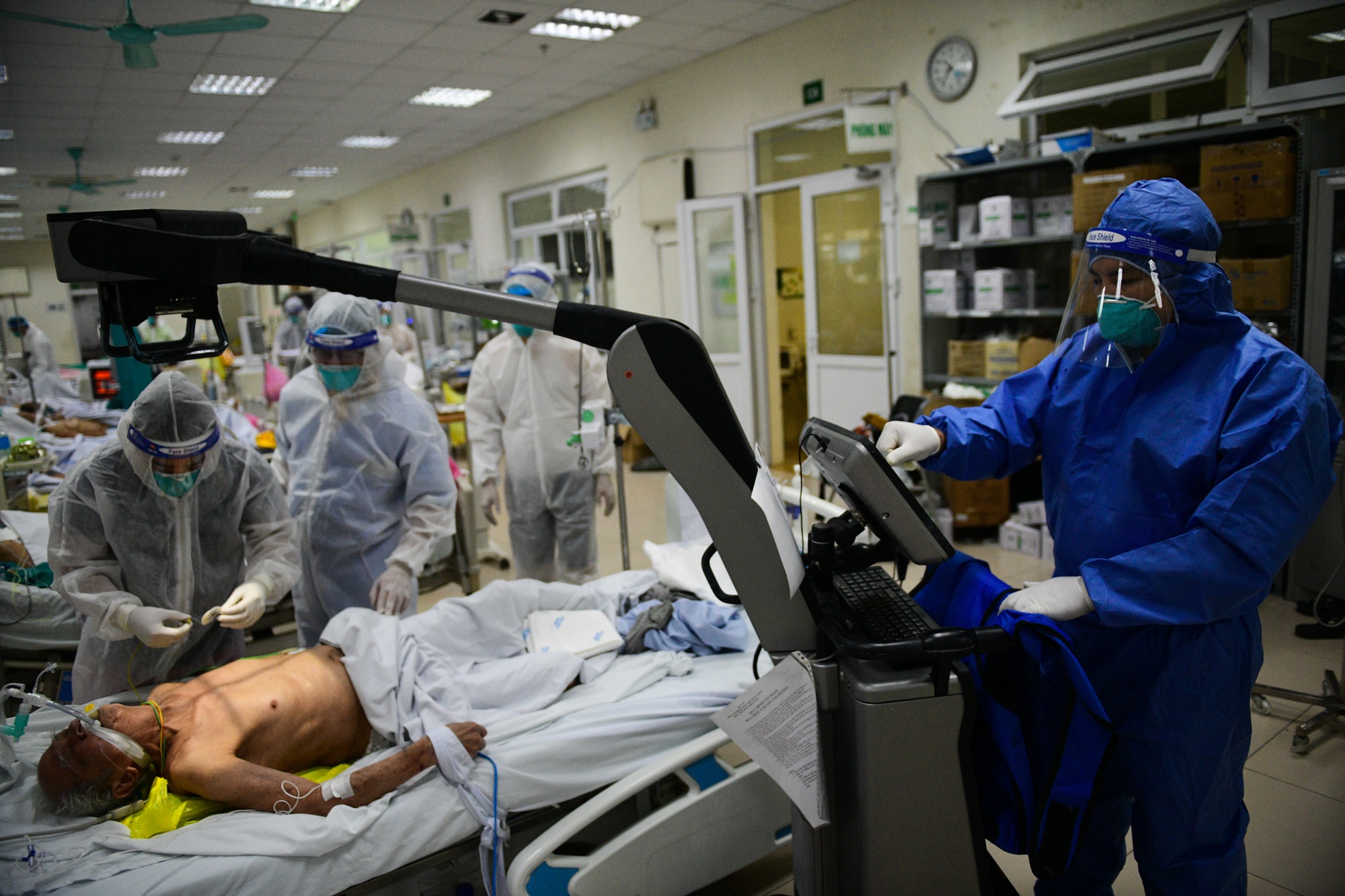 khoa cap cuu benh vien nhiet doi trung uong,  cap cuu F0 anh 5