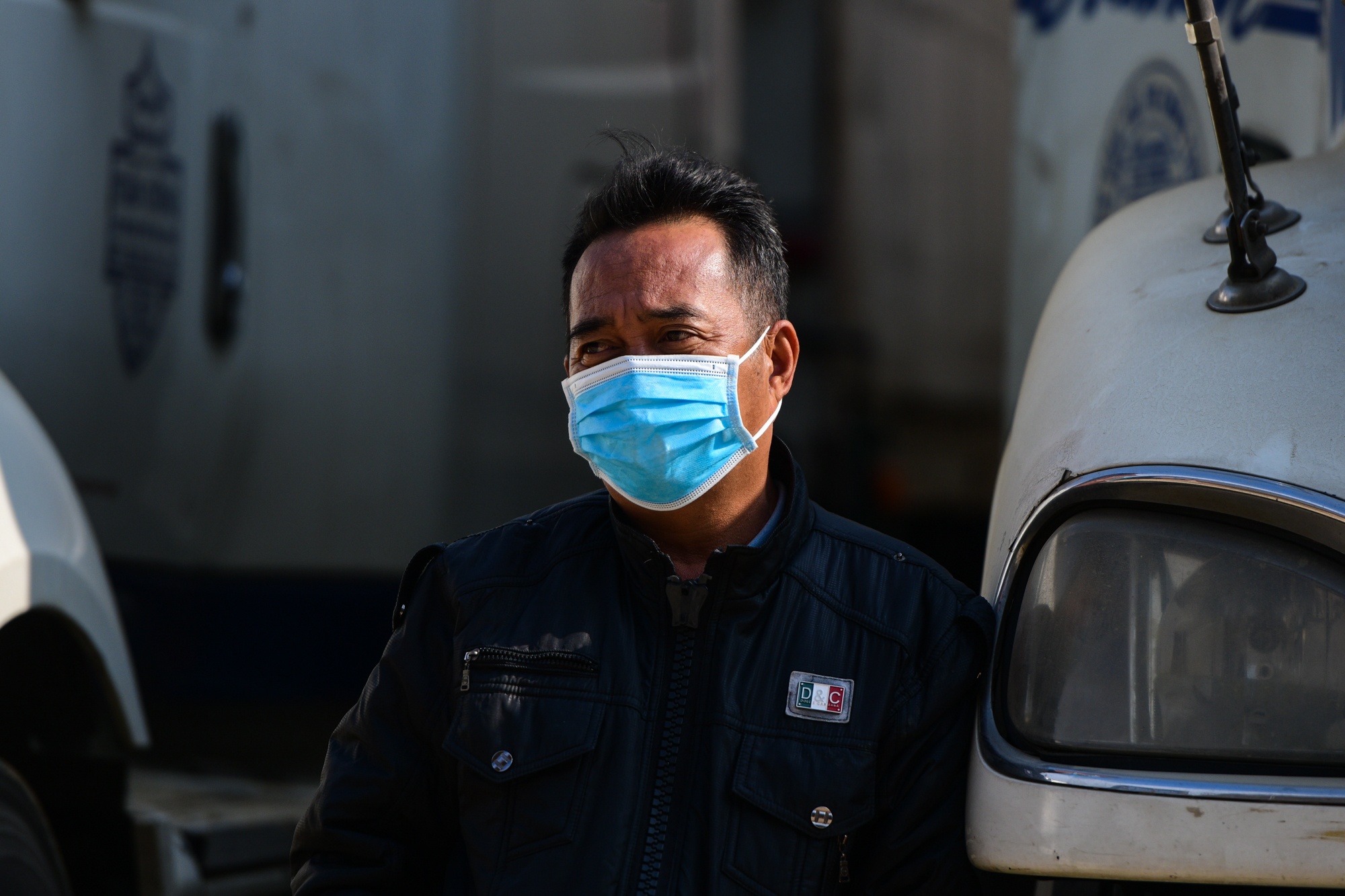 hang nong san un u,  un tac xe container anh 8