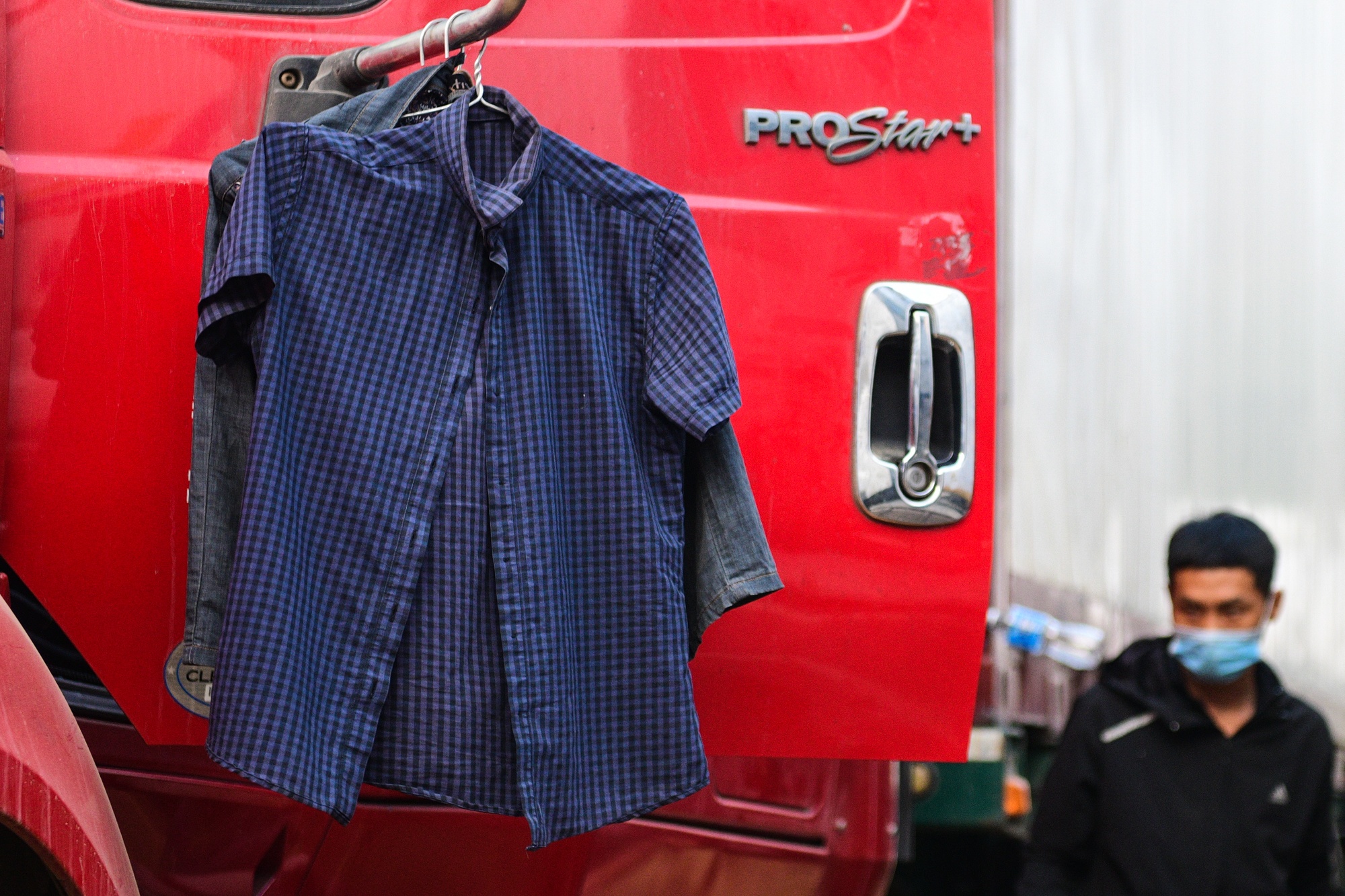 xe container un u vi tac bien,  cua khau Lang Son un tac,  nong san xuat khau anh 2