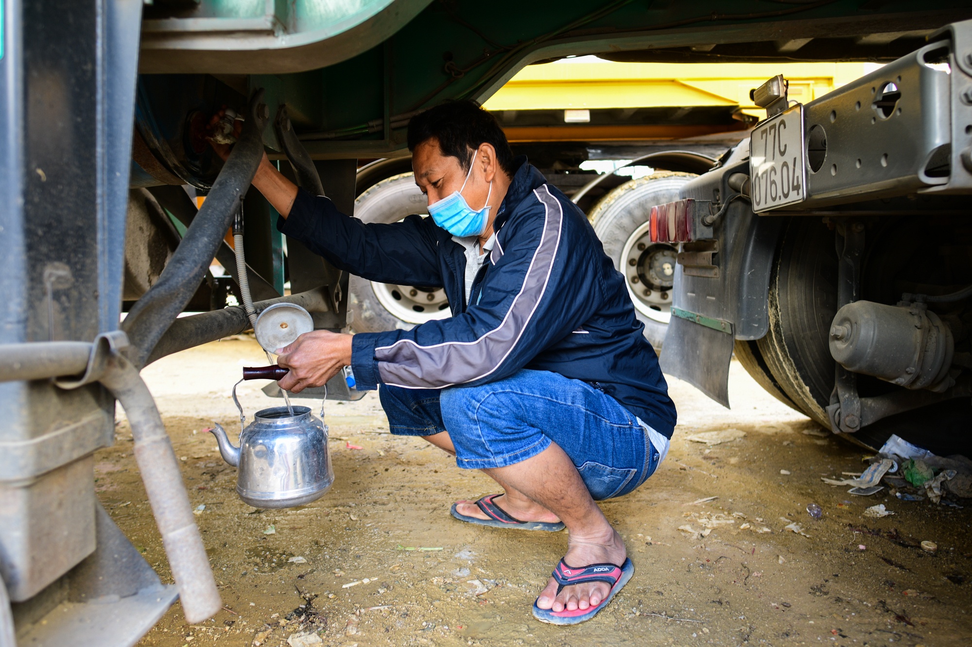 xe container un u vi tac bien,  cua khau Lang Son un tac,  nong san xuat khau anh 33