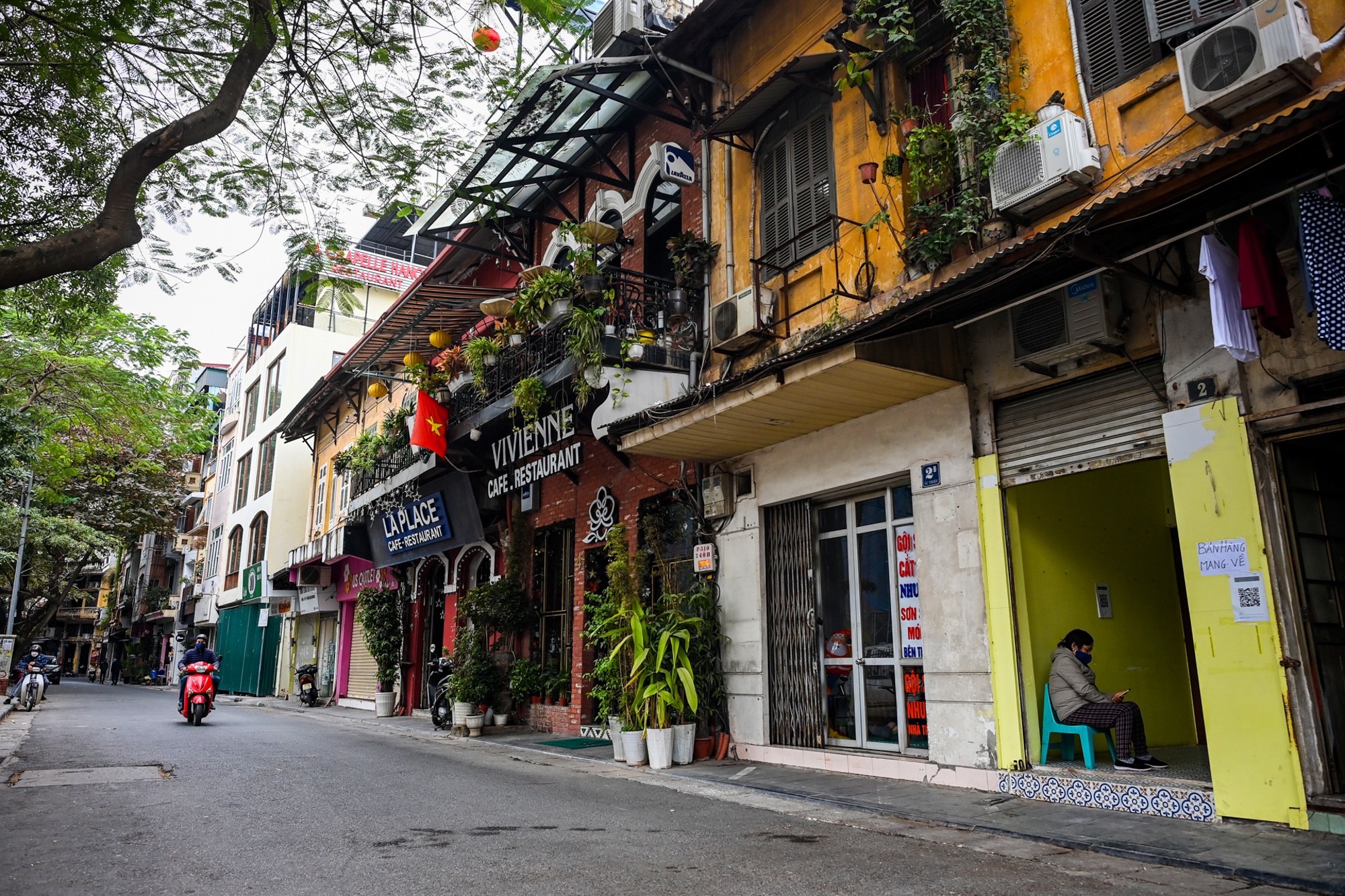 quan noi thanh ban mang ve,  duong pho vang ve,  vung nguy co cao anh 3