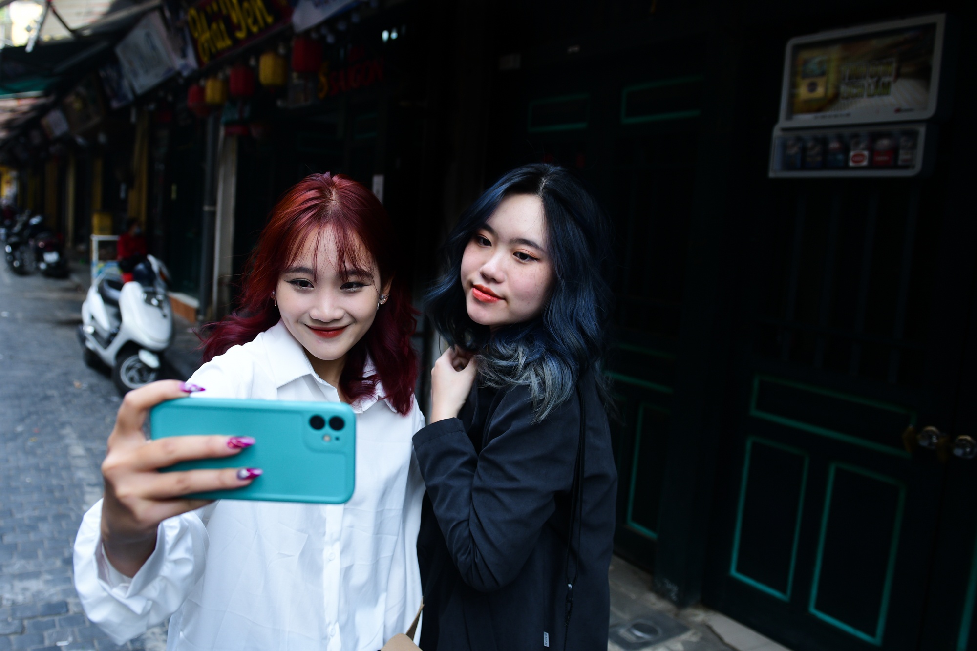 Hang an noi tieng,  quan an ngon Ha Noi,  dong cua ban mang ve anh 7