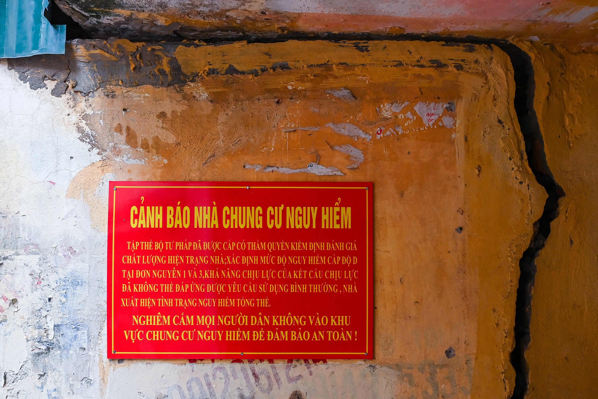 chung cu nguy hiem anh 4