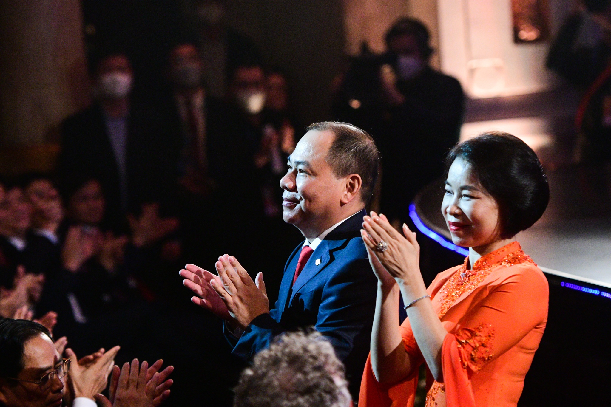 giai thuong khoa hoc anh 4