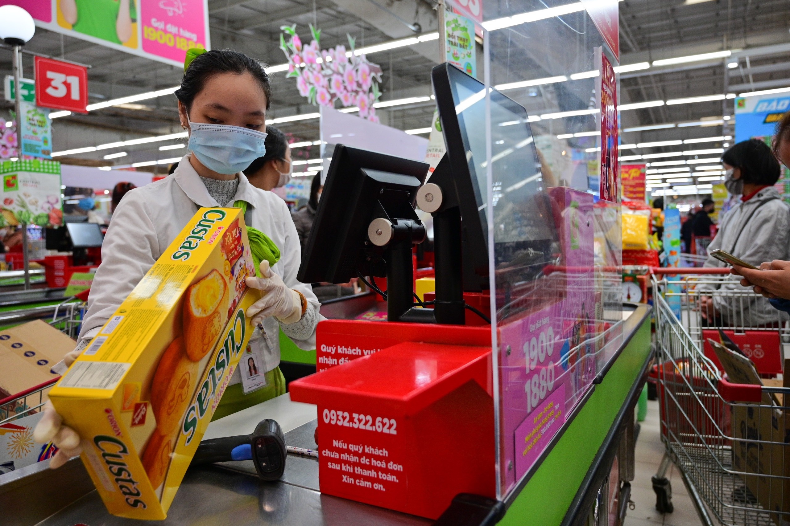 mua sam tet,  TTTM Ha Noi anh 7