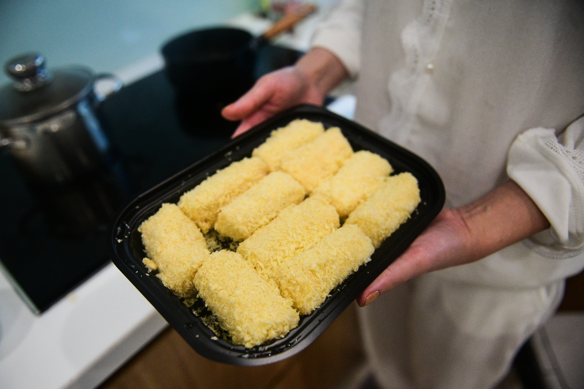 vo chong tre sam Tet,  Tet Nguyen dan,  mua sam dip Tet anh 6