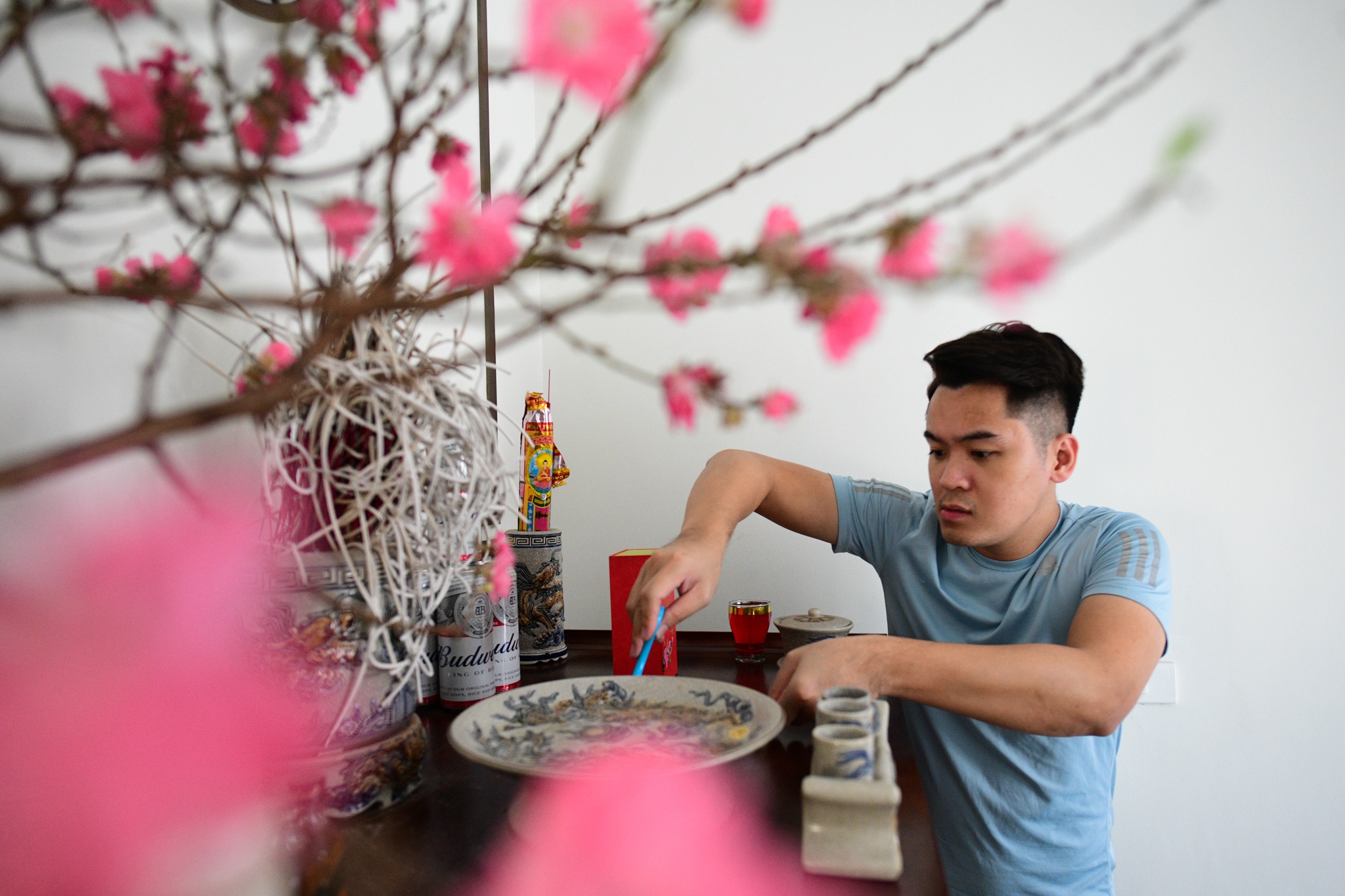 vo chong tre sam Tet,  Tet Nguyen dan,  mua sam dip Tet anh 11