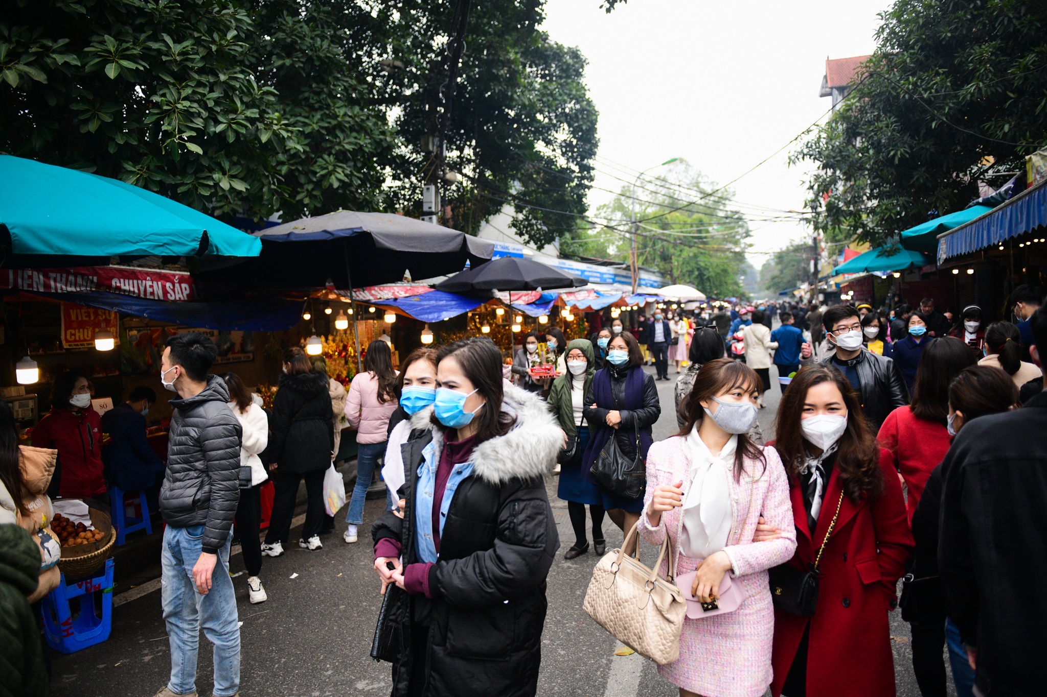 le chua dau nam,  phu Tay Ho Ha Noi anh 1