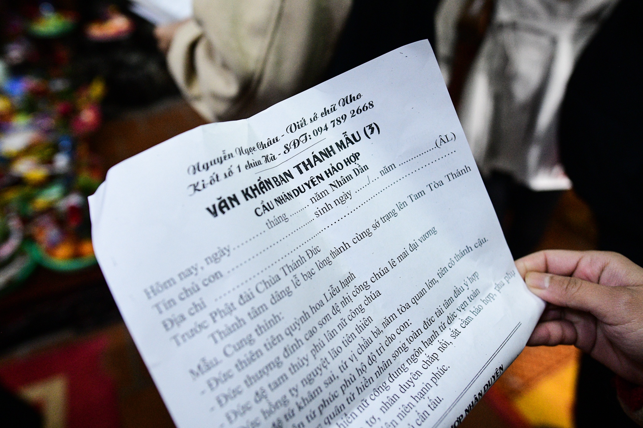 chang trai Han Quoc den chua Ha cau duyen anh 4