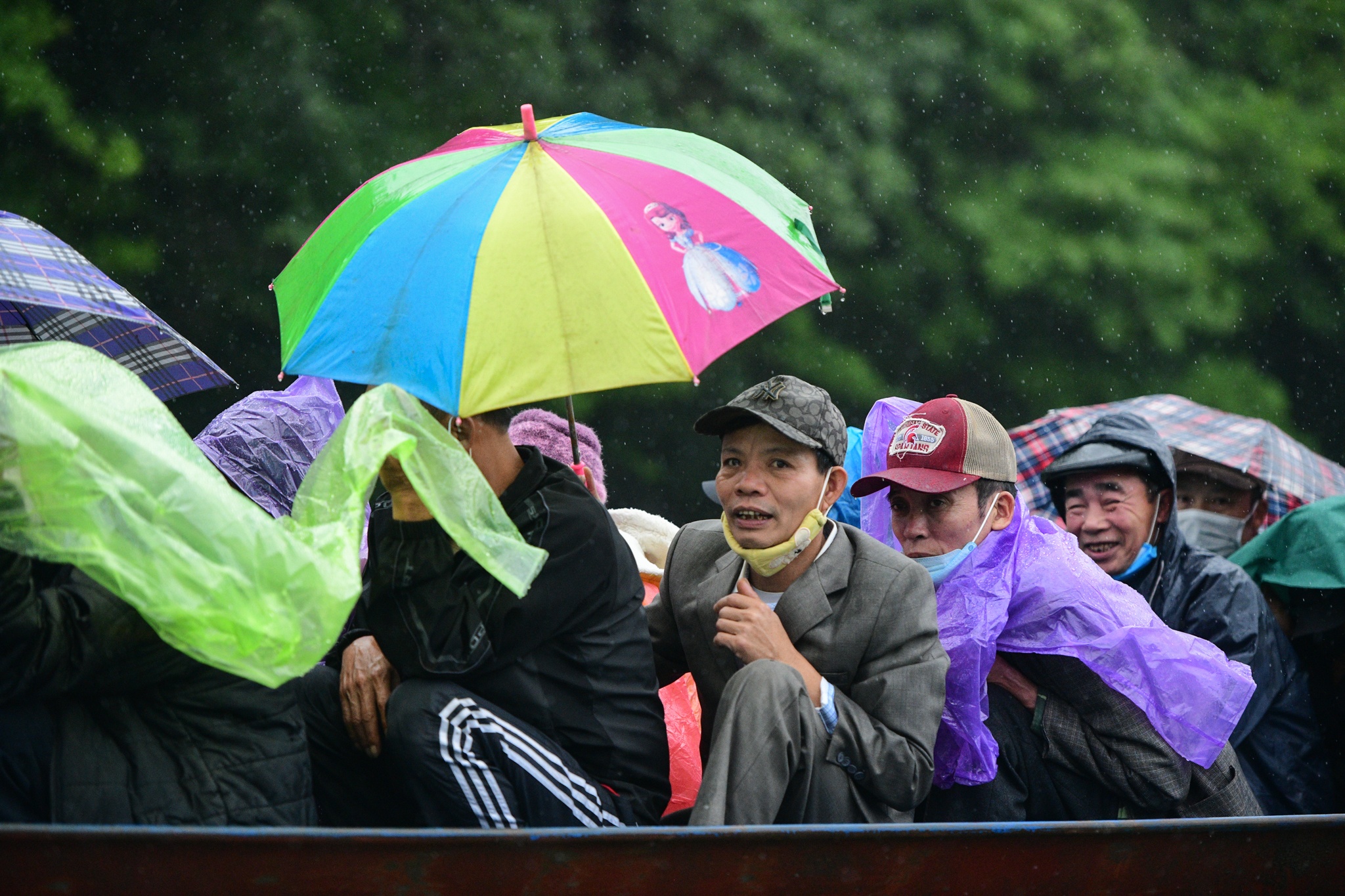 chua Huong mo cua don khach,  dong Huong Tich anh 2