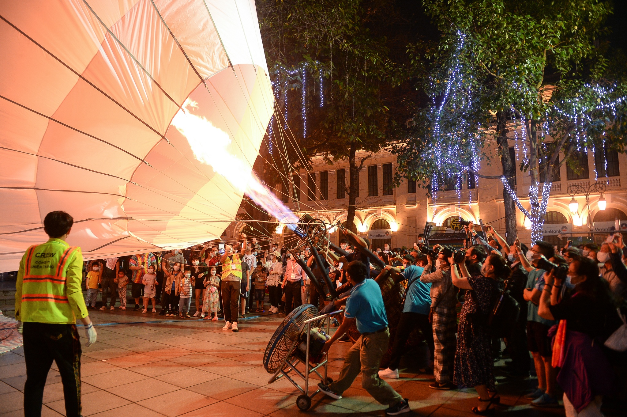 pho di bo Ha Noi dong duc anh 2