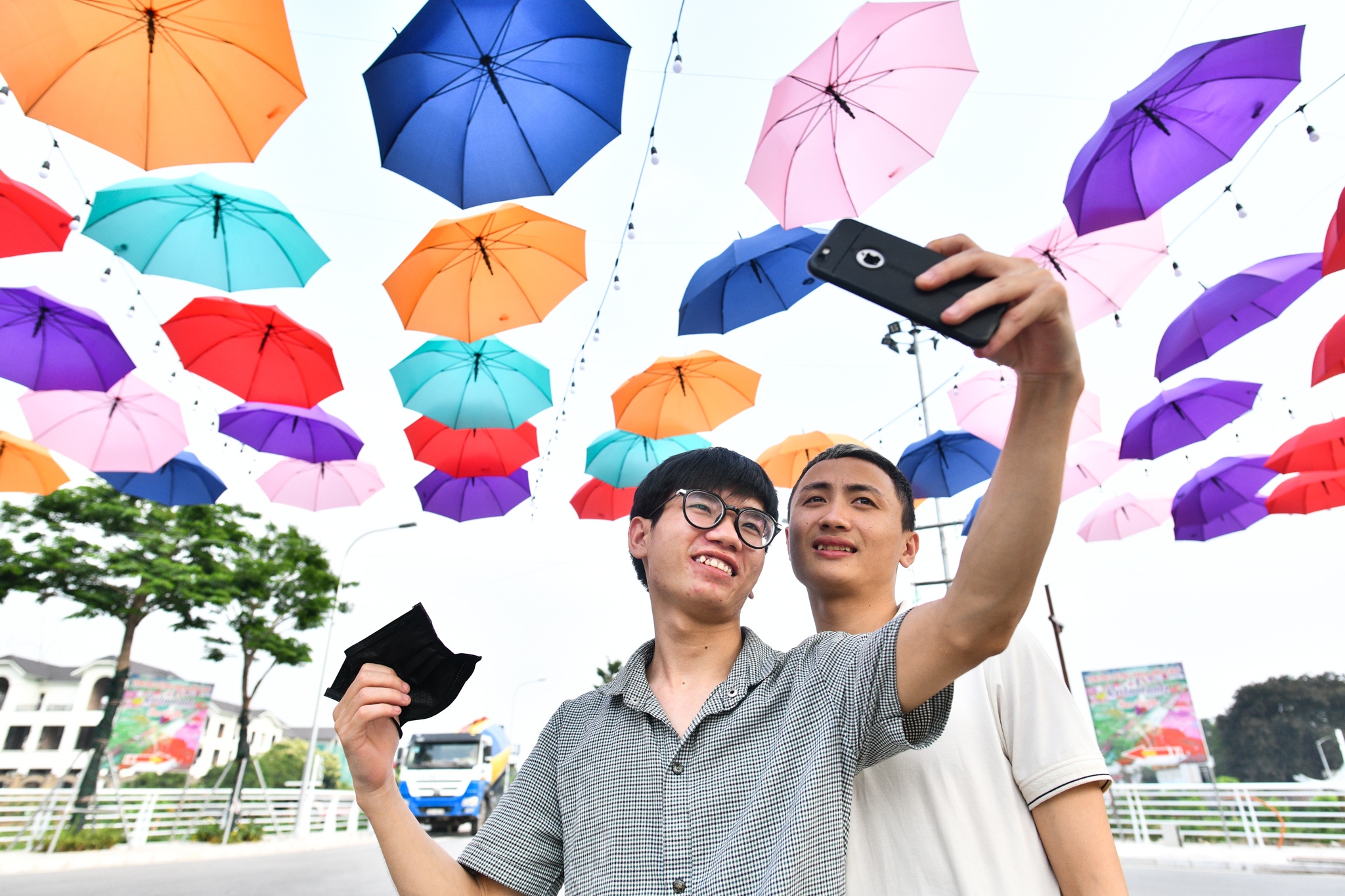 diem vui choi Ha Noi,  nghi le 30/4 anh 9