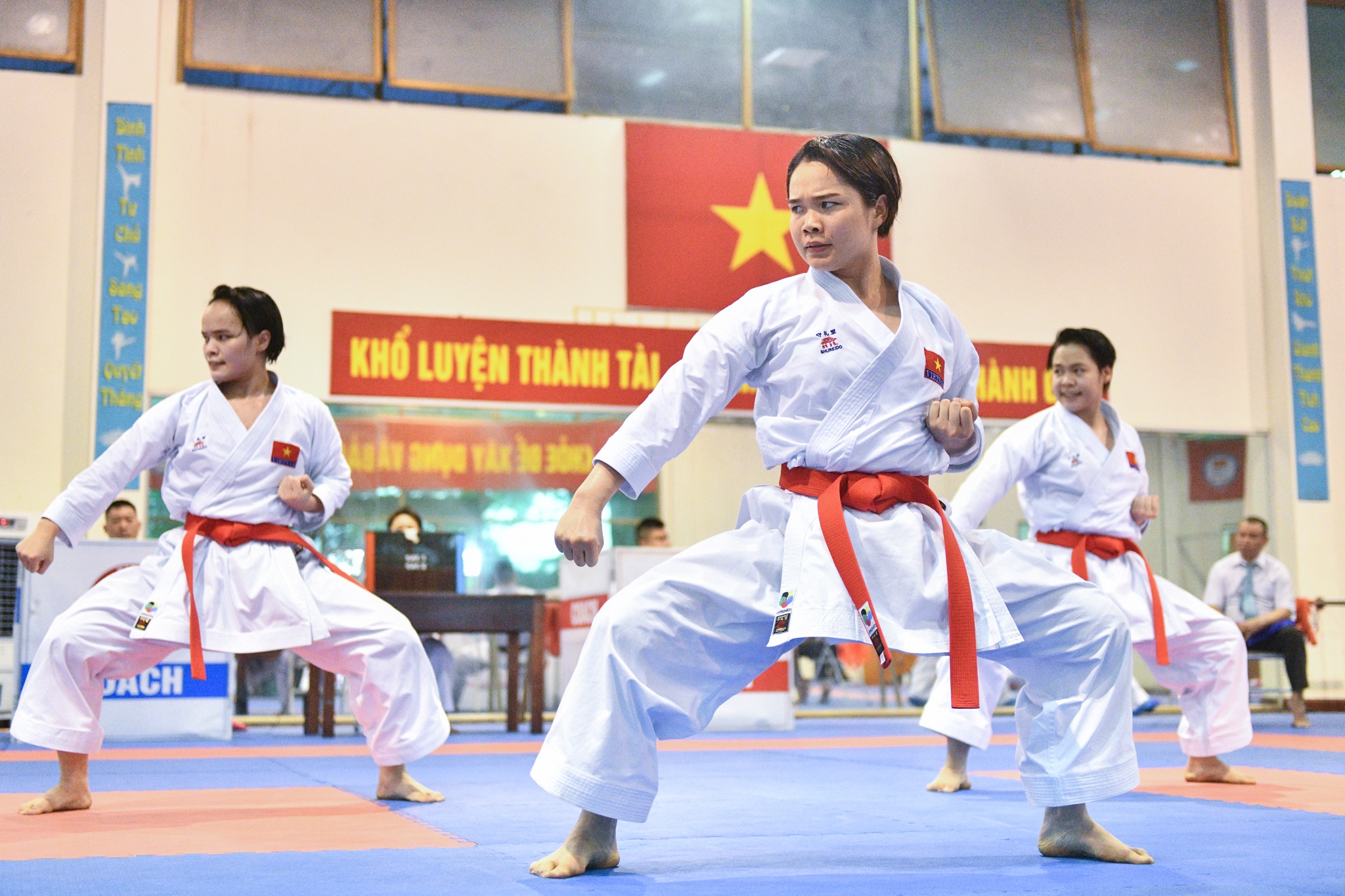 tap luyen cho SeaGames,  thi dau the thao anh 12