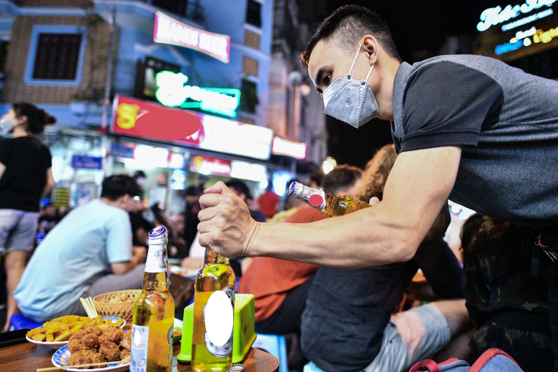 nghi le 1/5,  diem vui choi Ha Noi,  Ha Noi ve dem anh 9