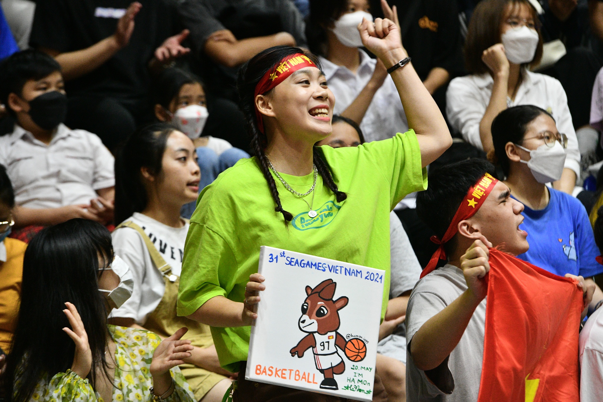 Nu co dong vien: 'Toi khong bo lo mot tran nao cua doi tuyen bong ro' hinh anh